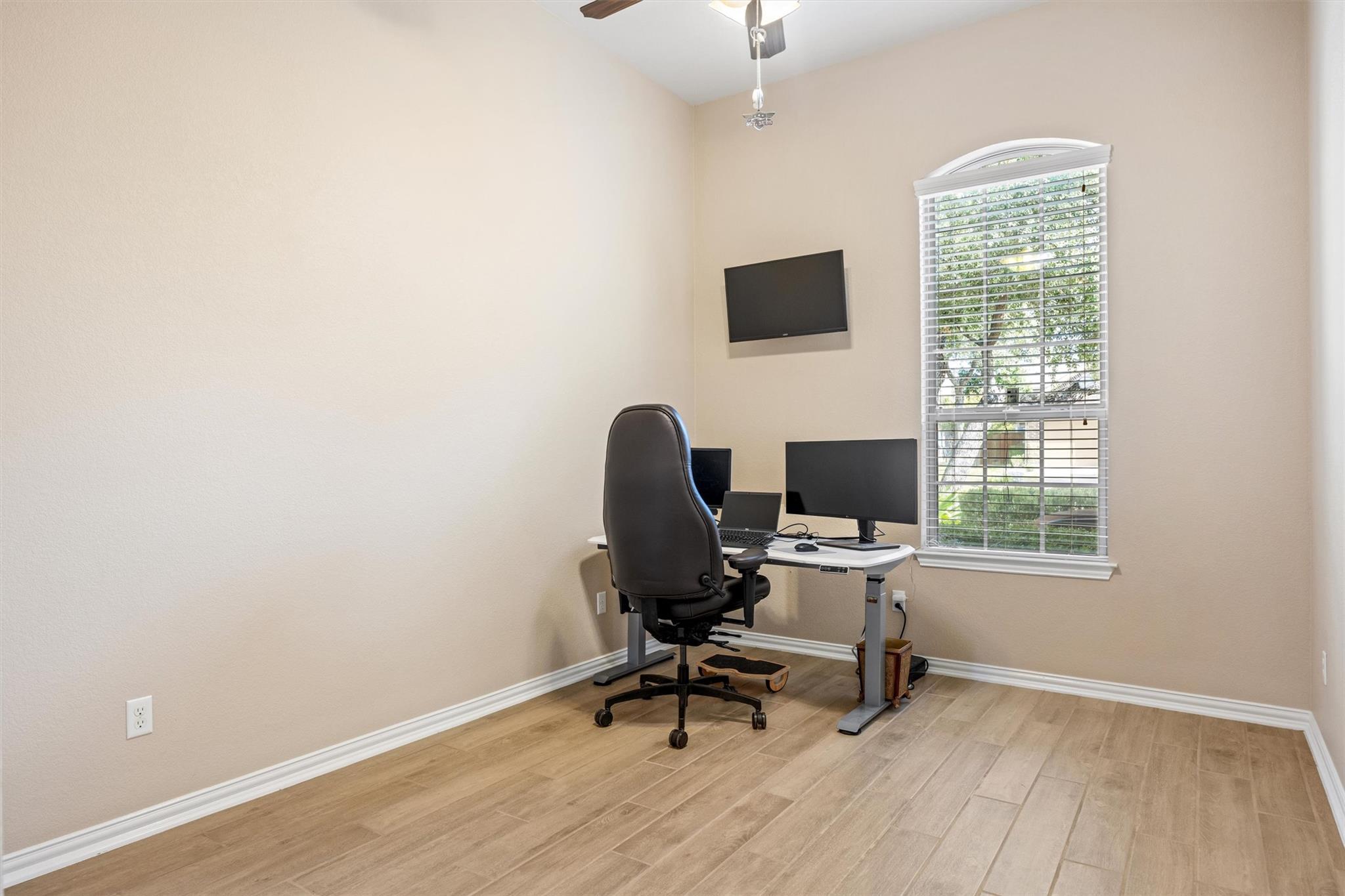 3849 Skyview Way, Round Rock, TX 78681