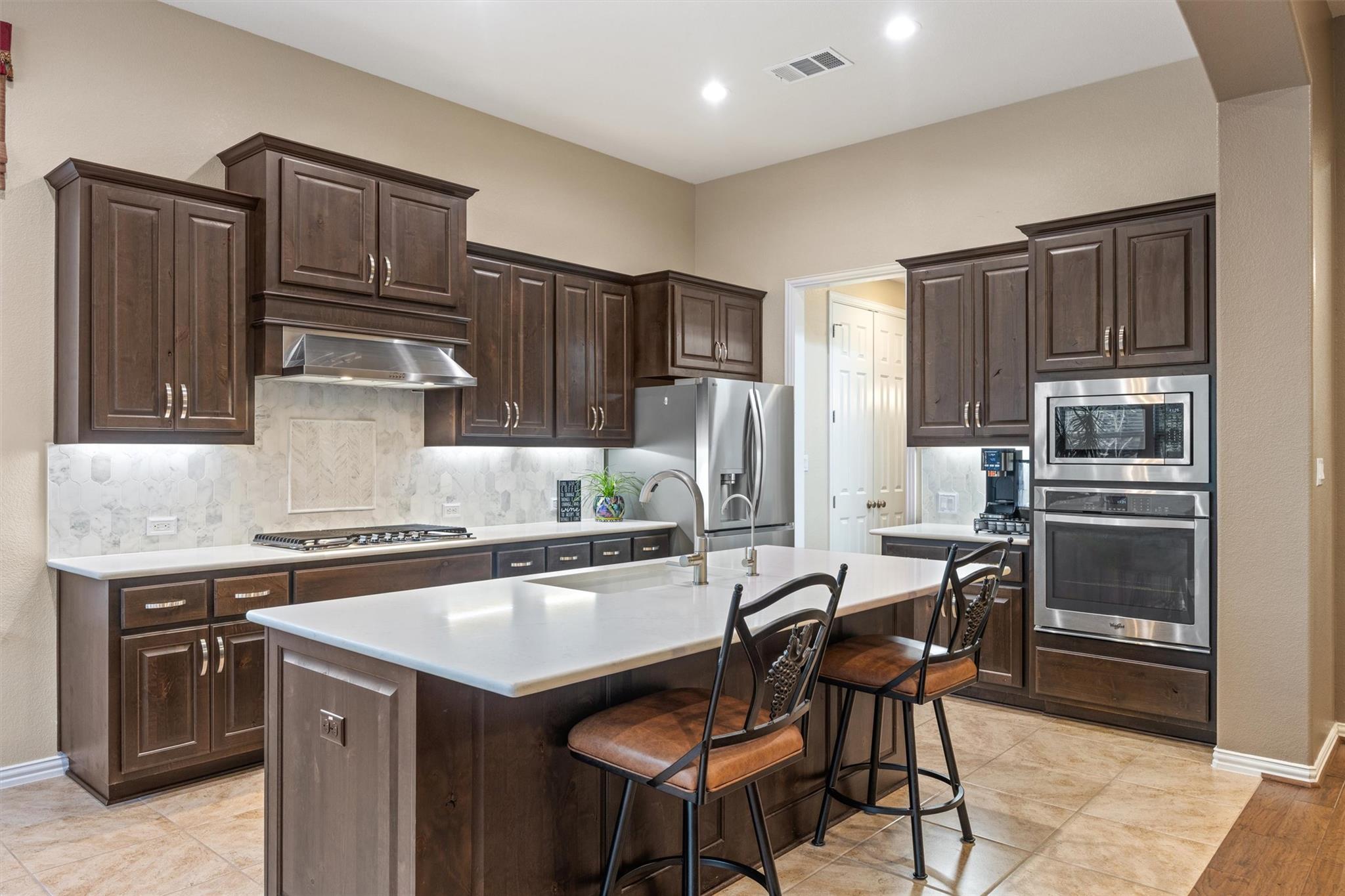 3849 Skyview Way, Round Rock, TX 78681