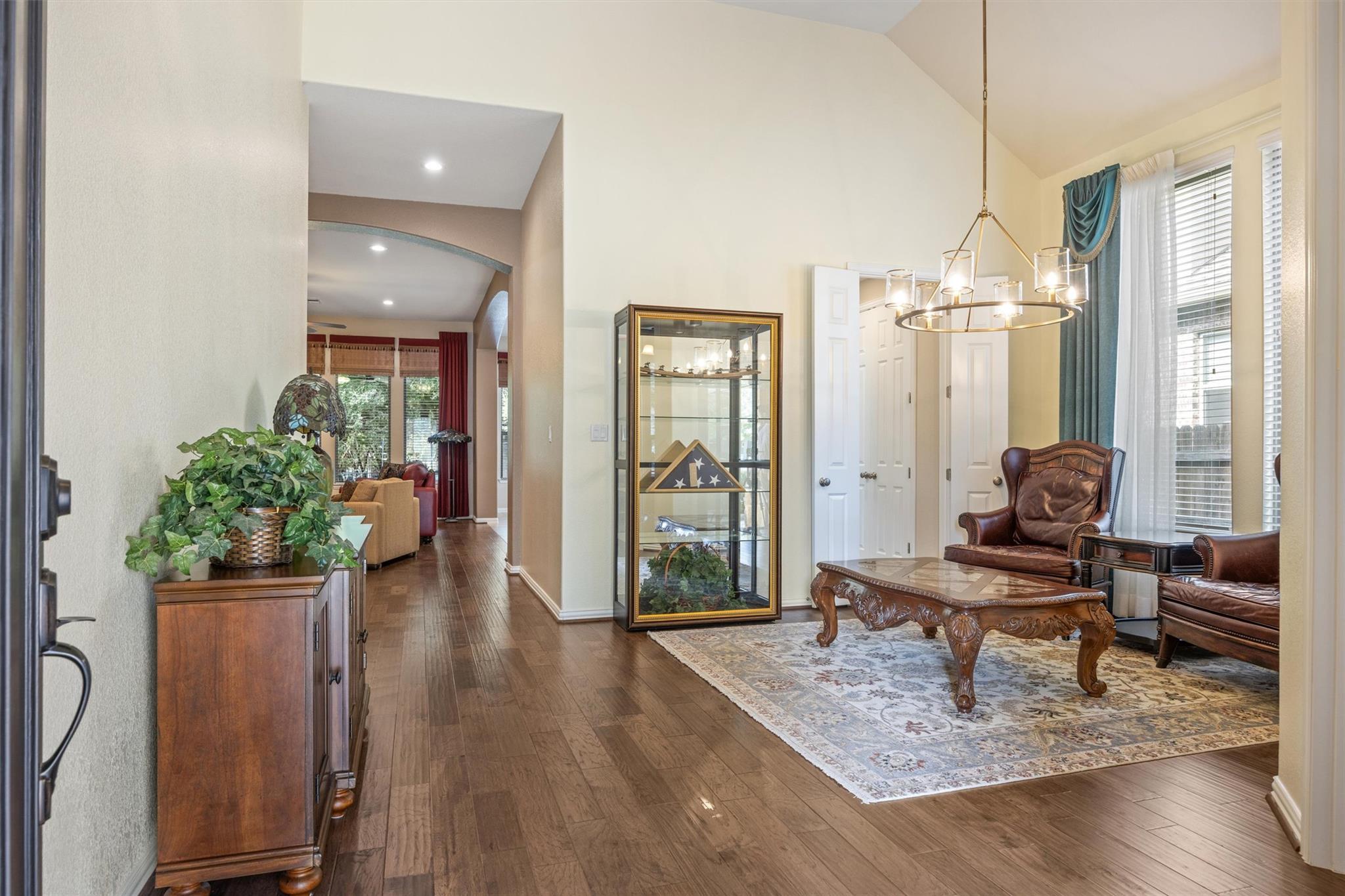 3849 Skyview Way, Round Rock, TX 78681