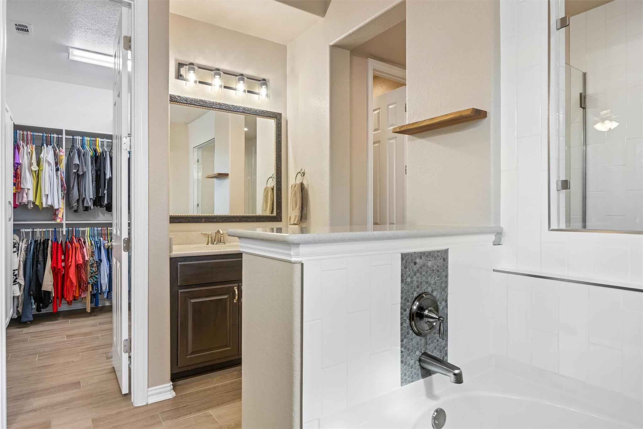 3849 Skyview Way, Round Rock, TX 78681