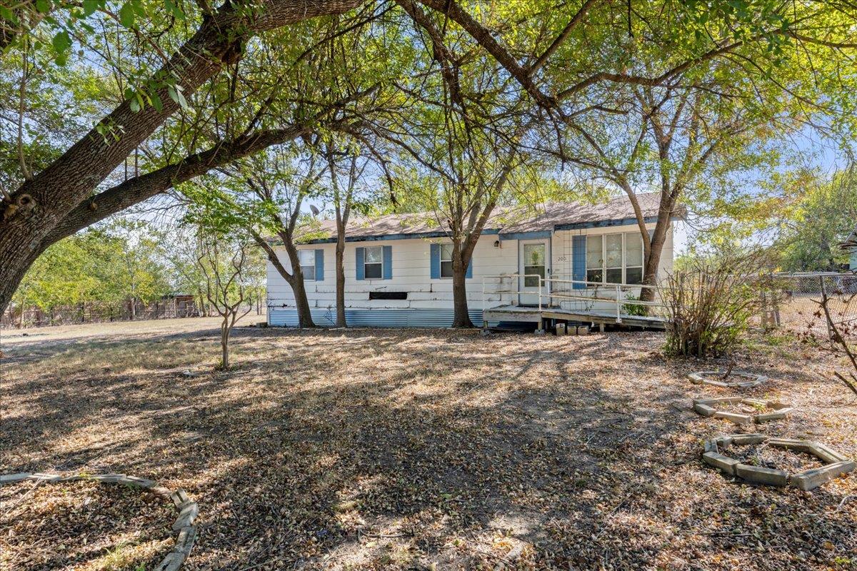 200 Prairie Cir, Buda, TX 78610