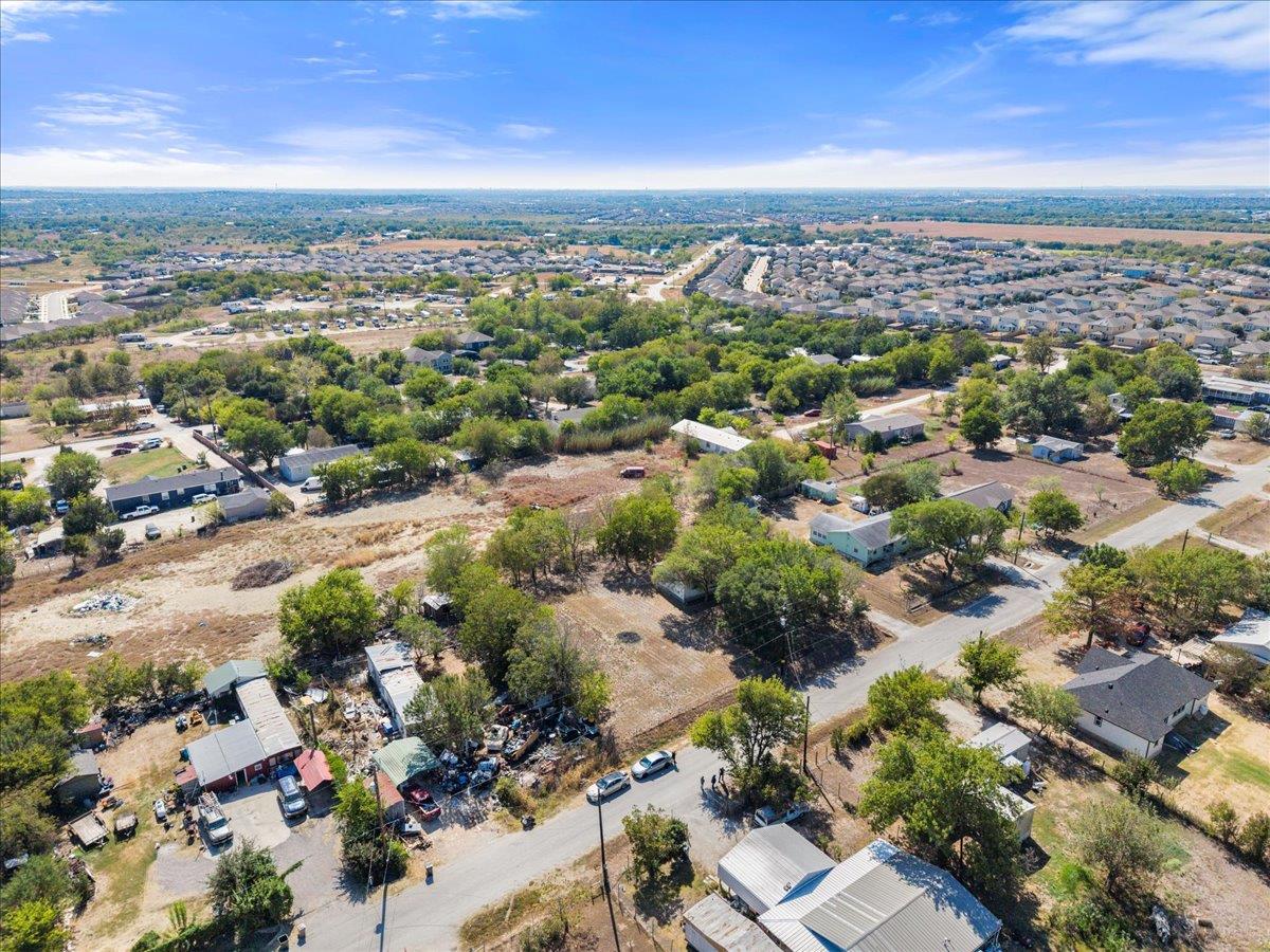 200 Prairie Cir, Buda, TX 78610