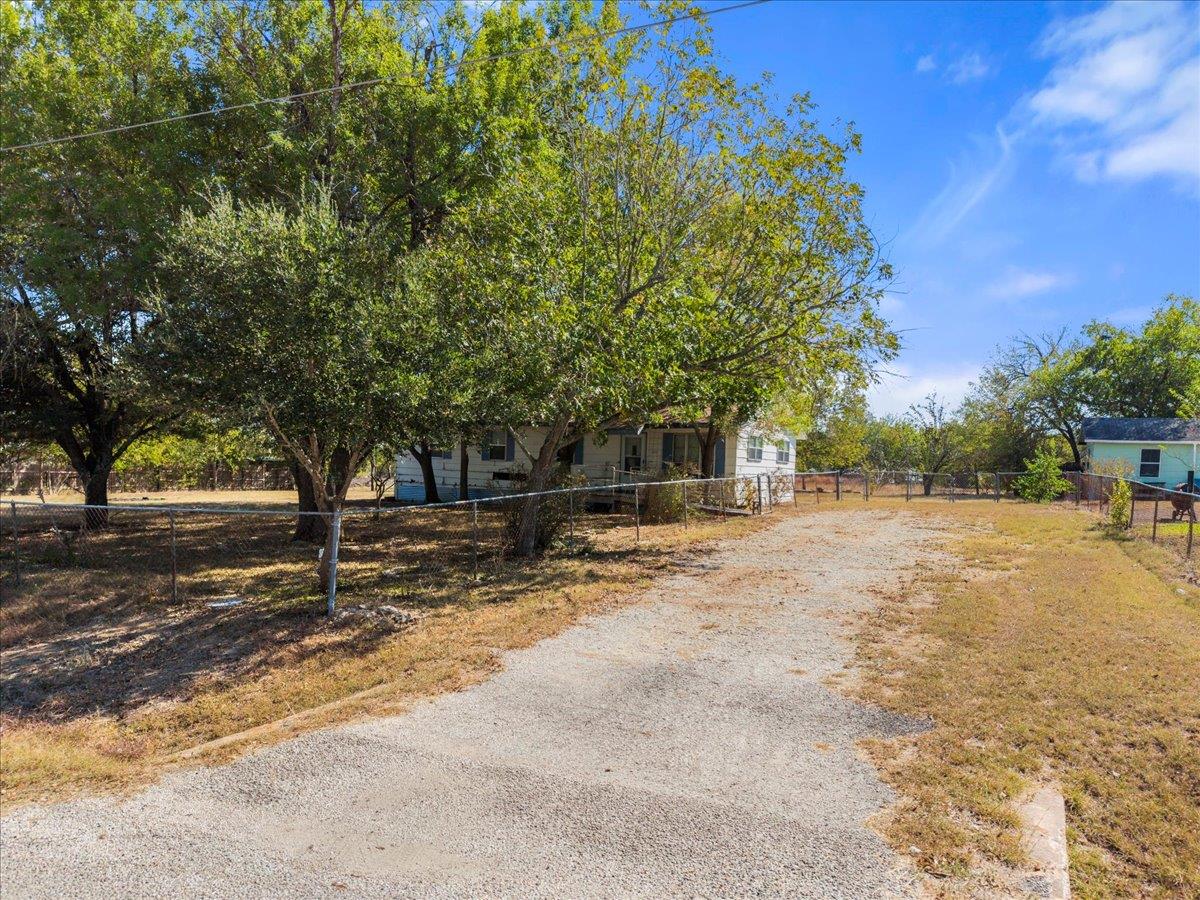 200 Prairie Cir, Buda, TX 78610