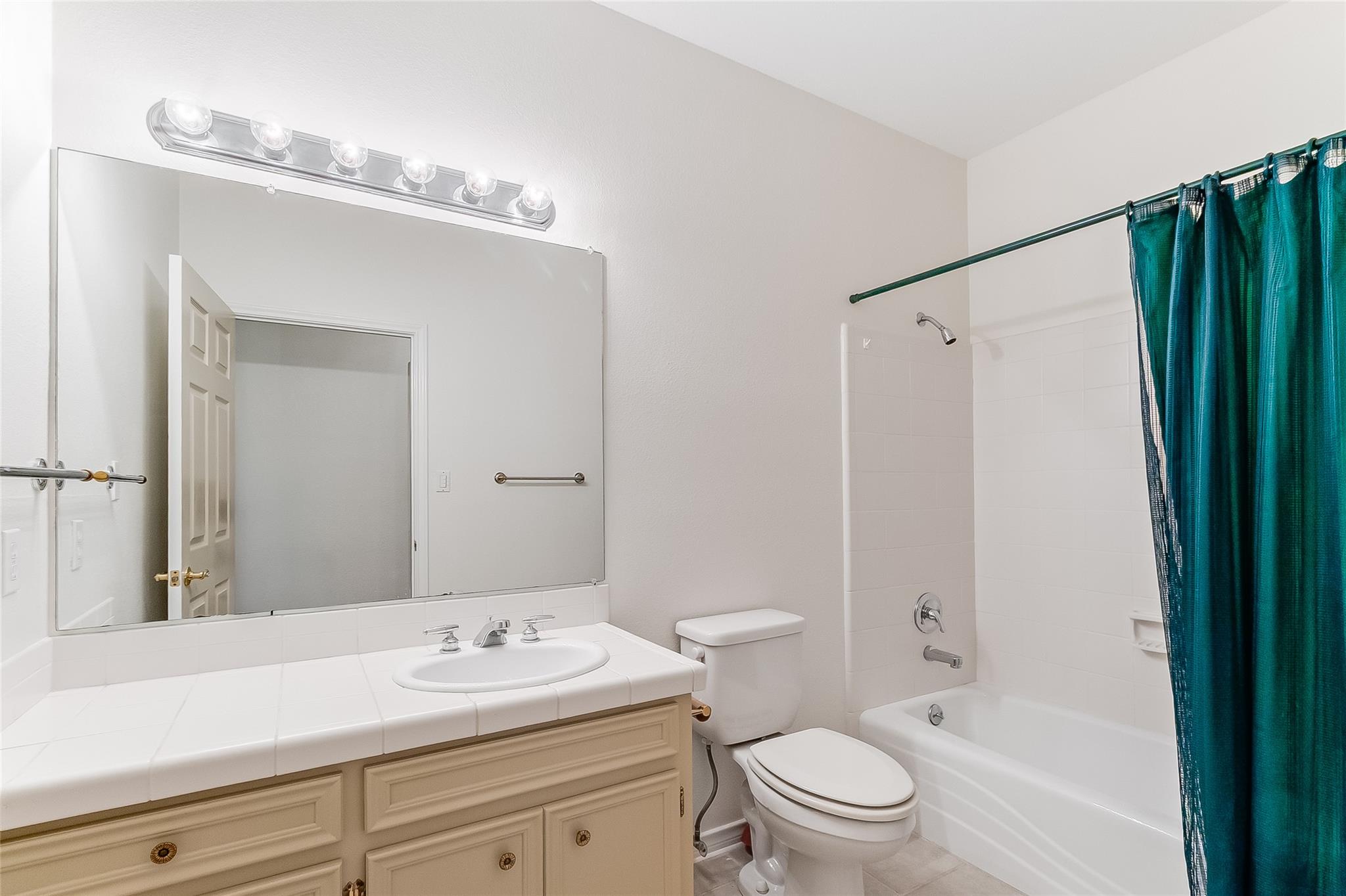 300 Delaware Springs Blvd, Burnet, TX 78611