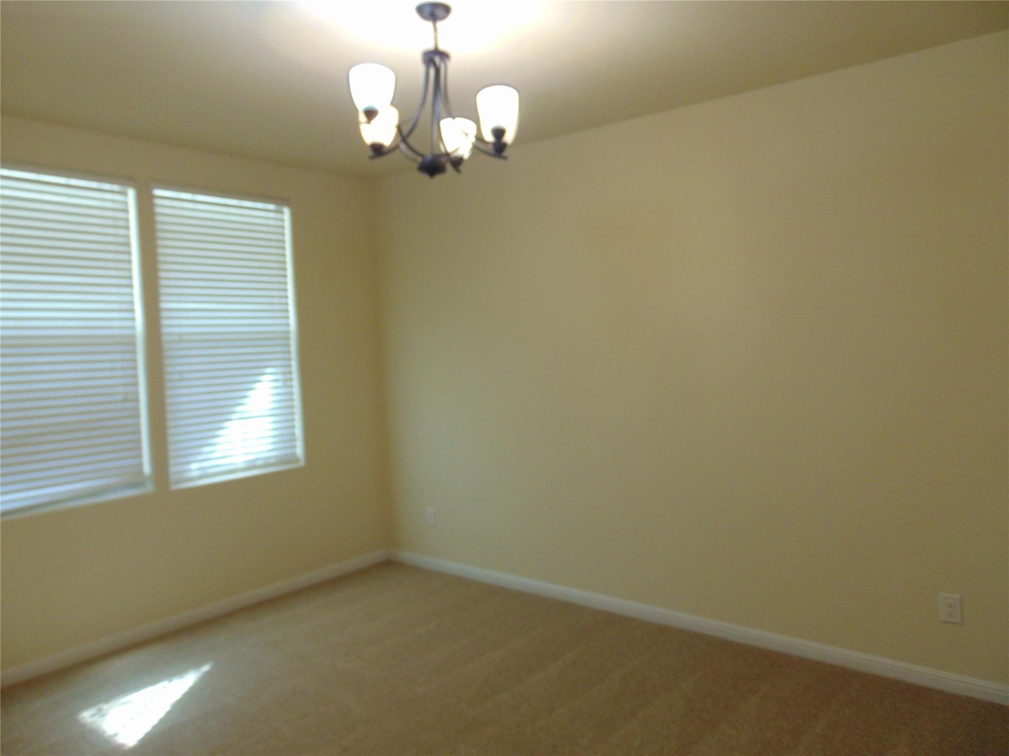 1076 Sanders, Kyle, TX 78640