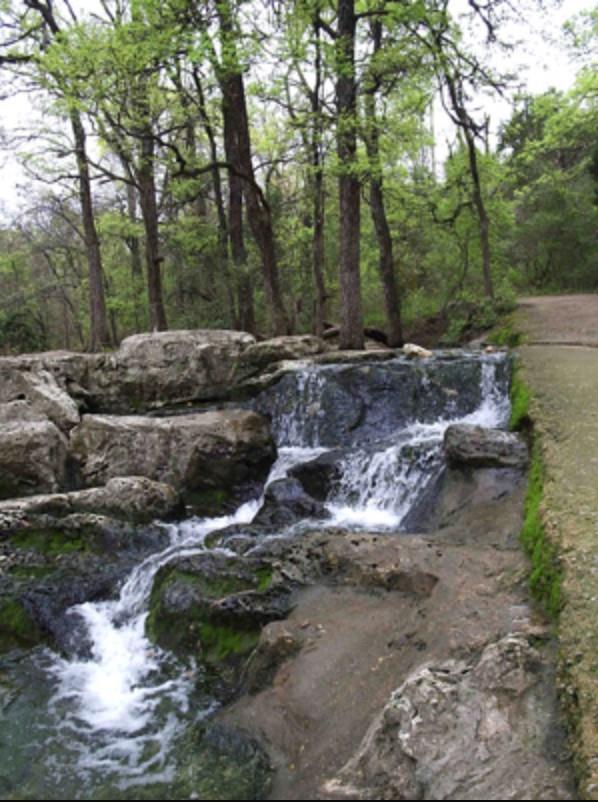 4505 Oak Creek Dr, Austin, TX 78727