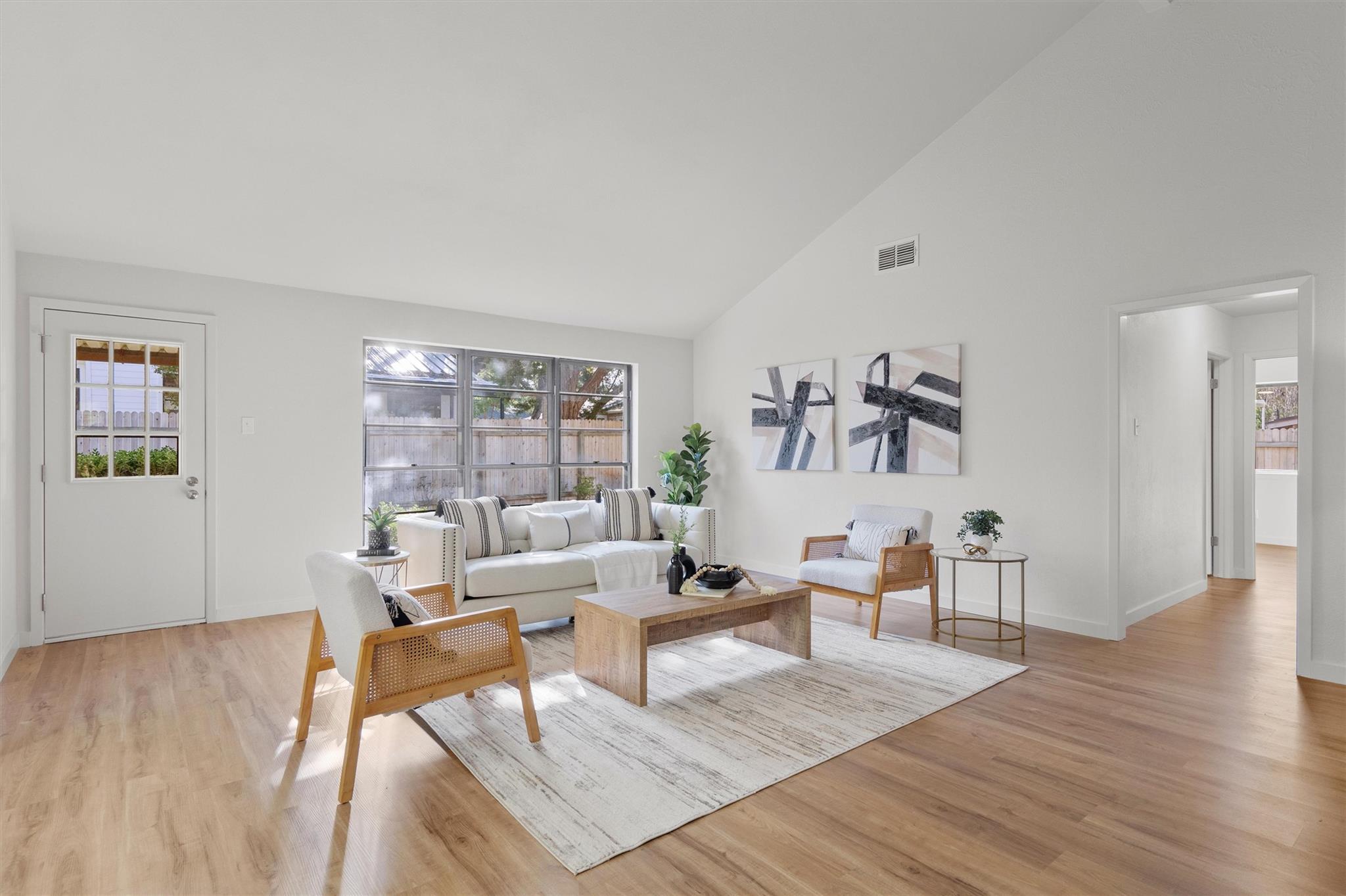 4505 Oak Creek Dr, Austin, TX 78727