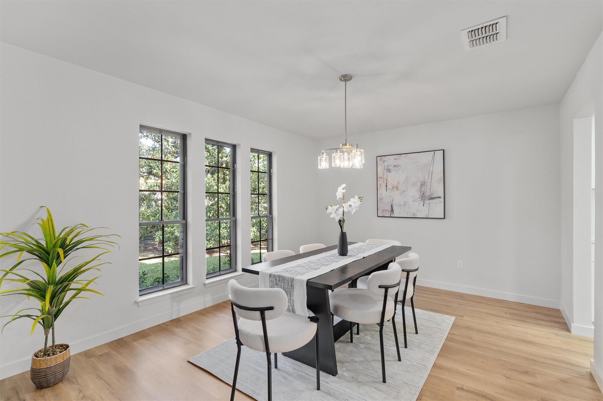 4505 Oak Creek Dr, Austin, TX 78727