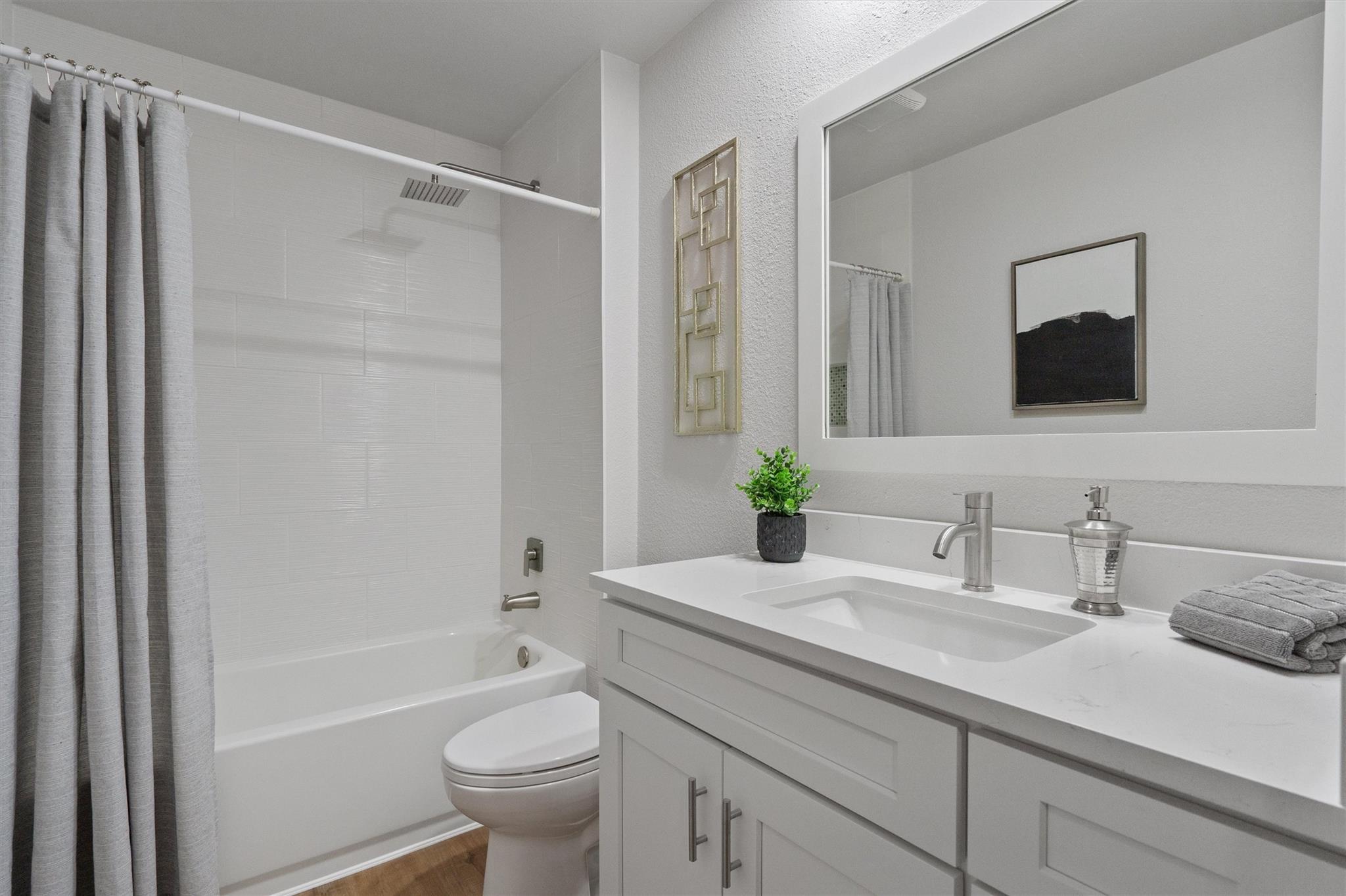 4505 Oak Creek Dr, Austin, TX 78727