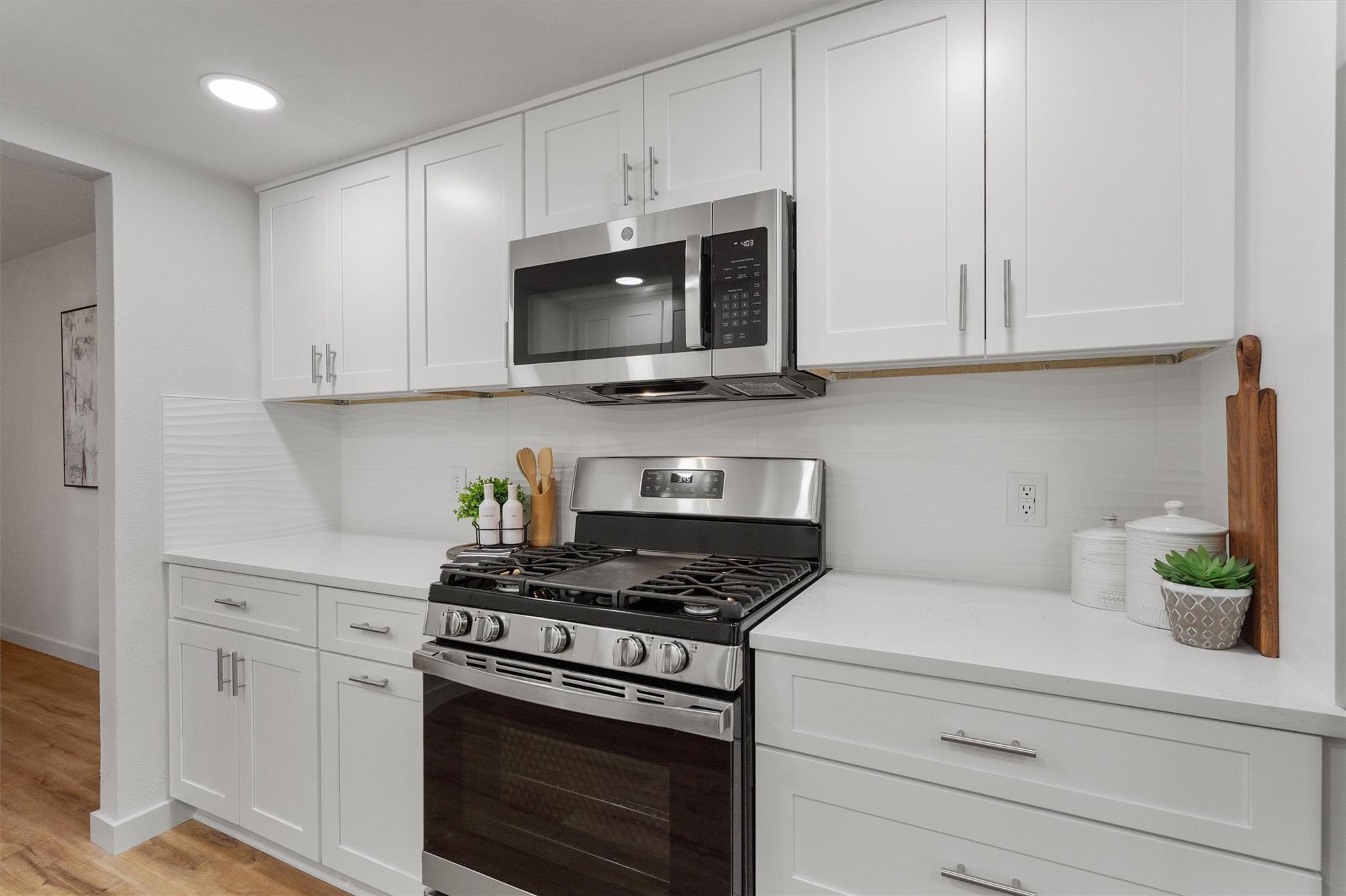 4505 Oak Creek Dr, Austin, TX 78727