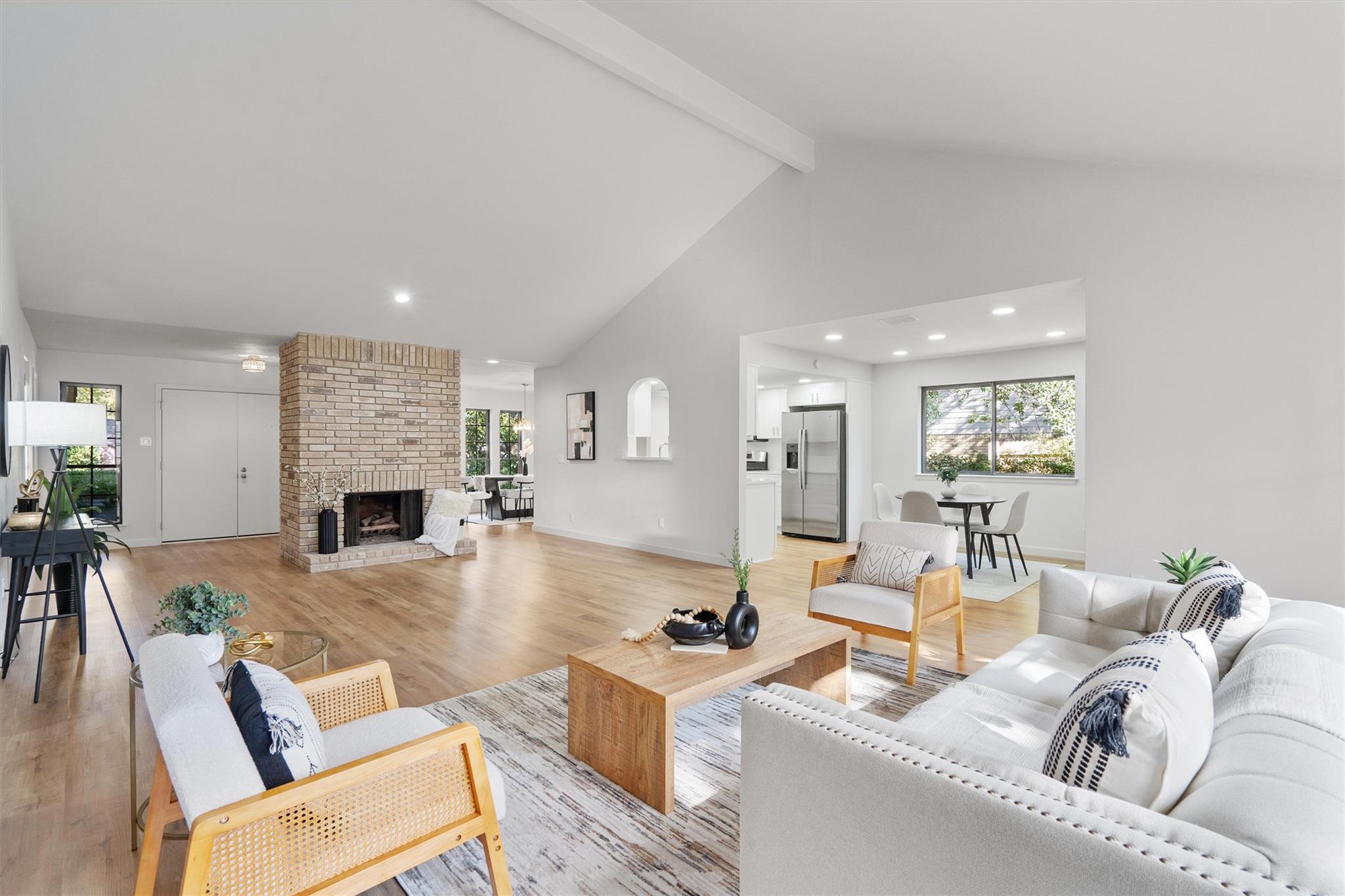 4505 Oak Creek Dr, Austin, TX 78727