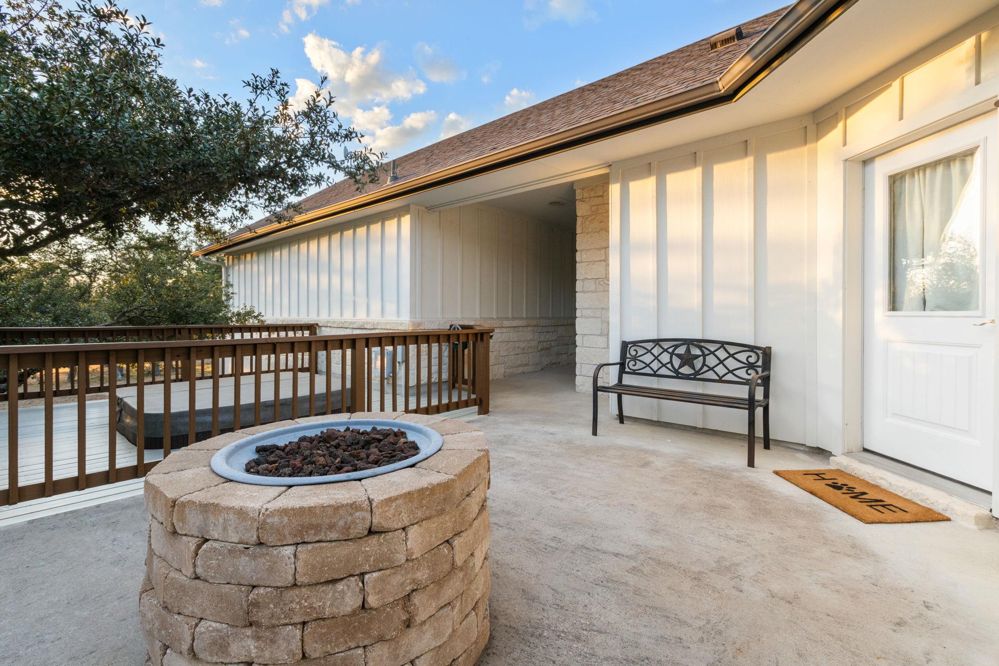 1440 Deerfield Rd, Dripping Springs, TX 78620