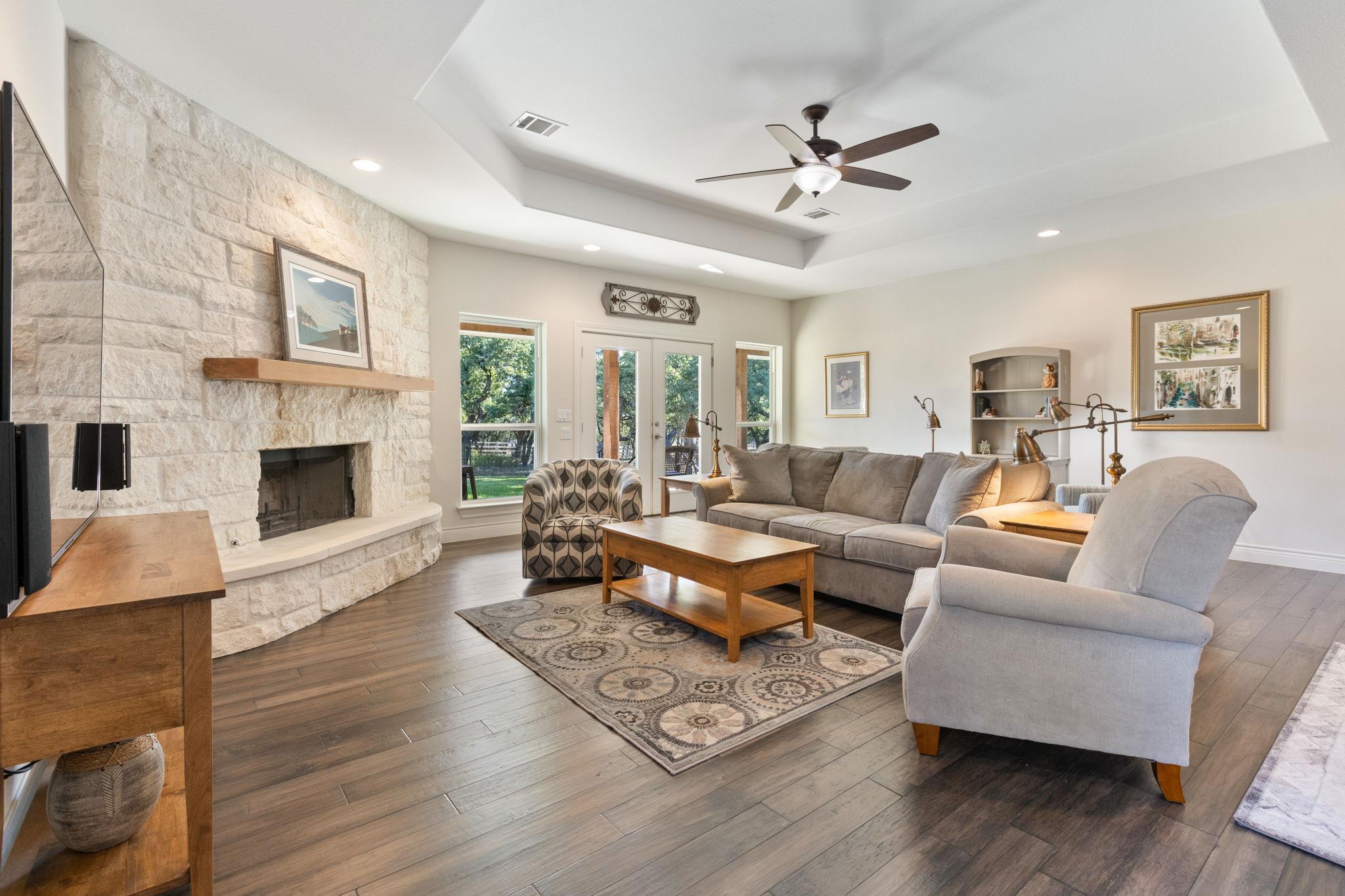 1440 Deerfield Rd, Dripping Springs, TX 78620