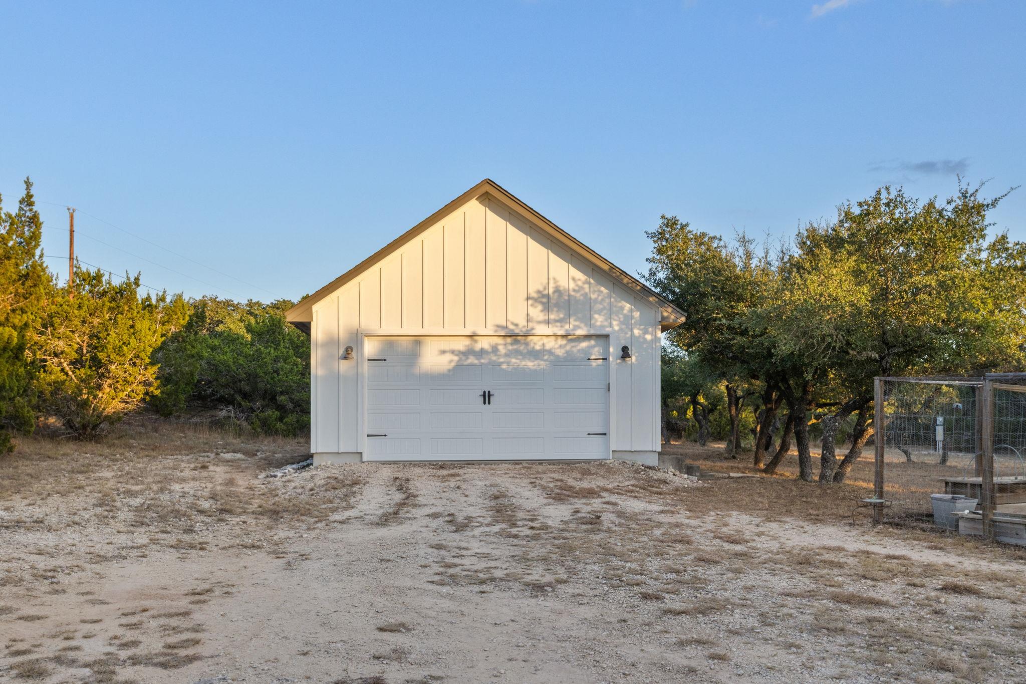1440 Deerfield Rd, Dripping Springs, TX 78620