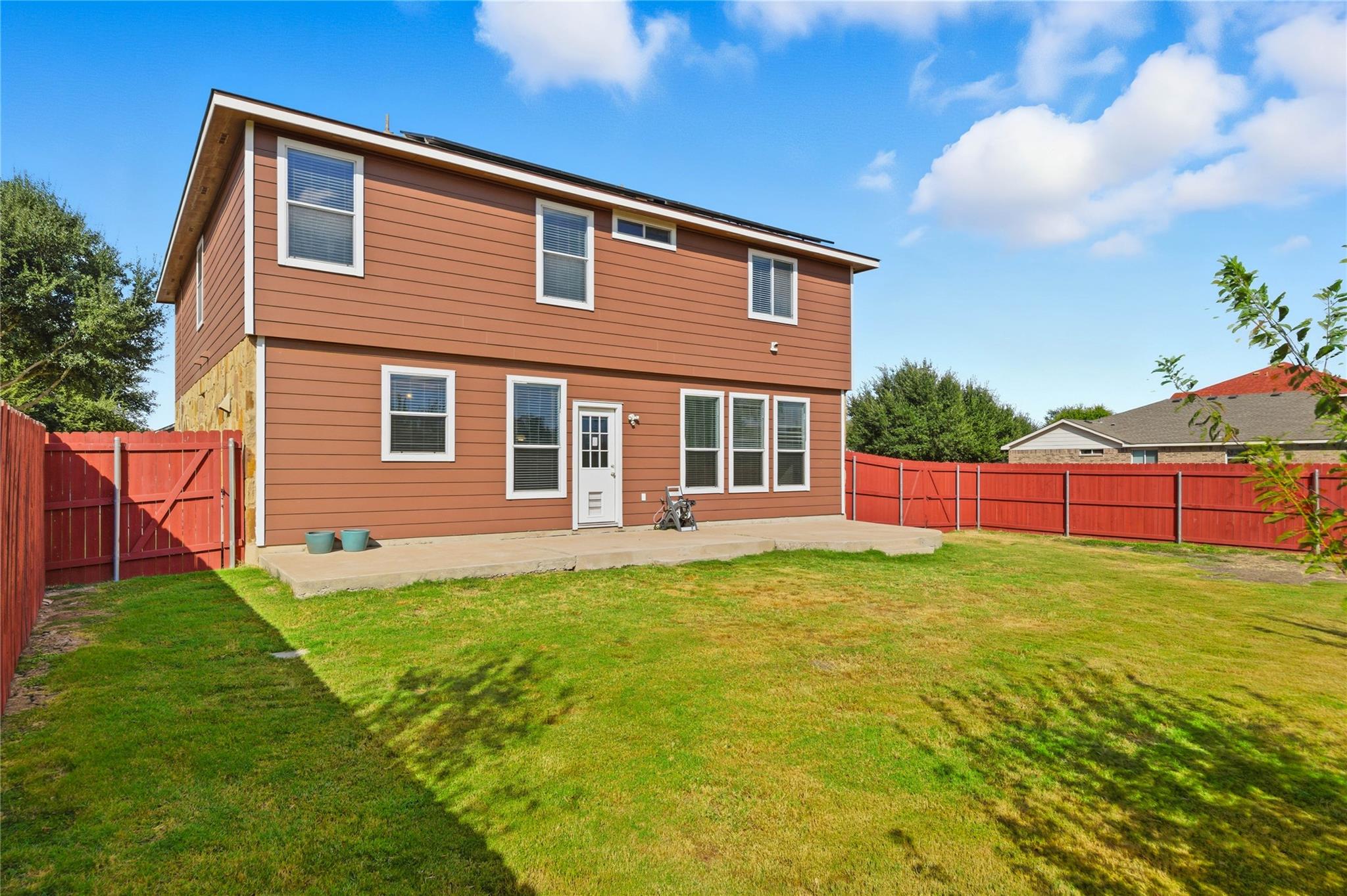 122 Mossy Rock Cv, Hutto, TX 78634