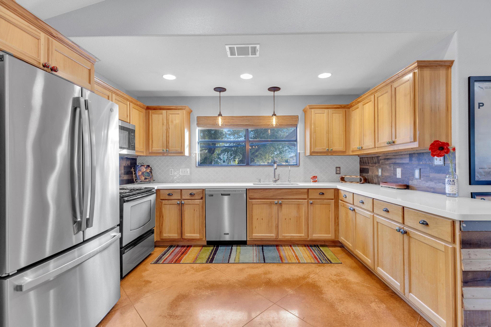 10107 George Hill Dr, Dripping Springs, TX 78620