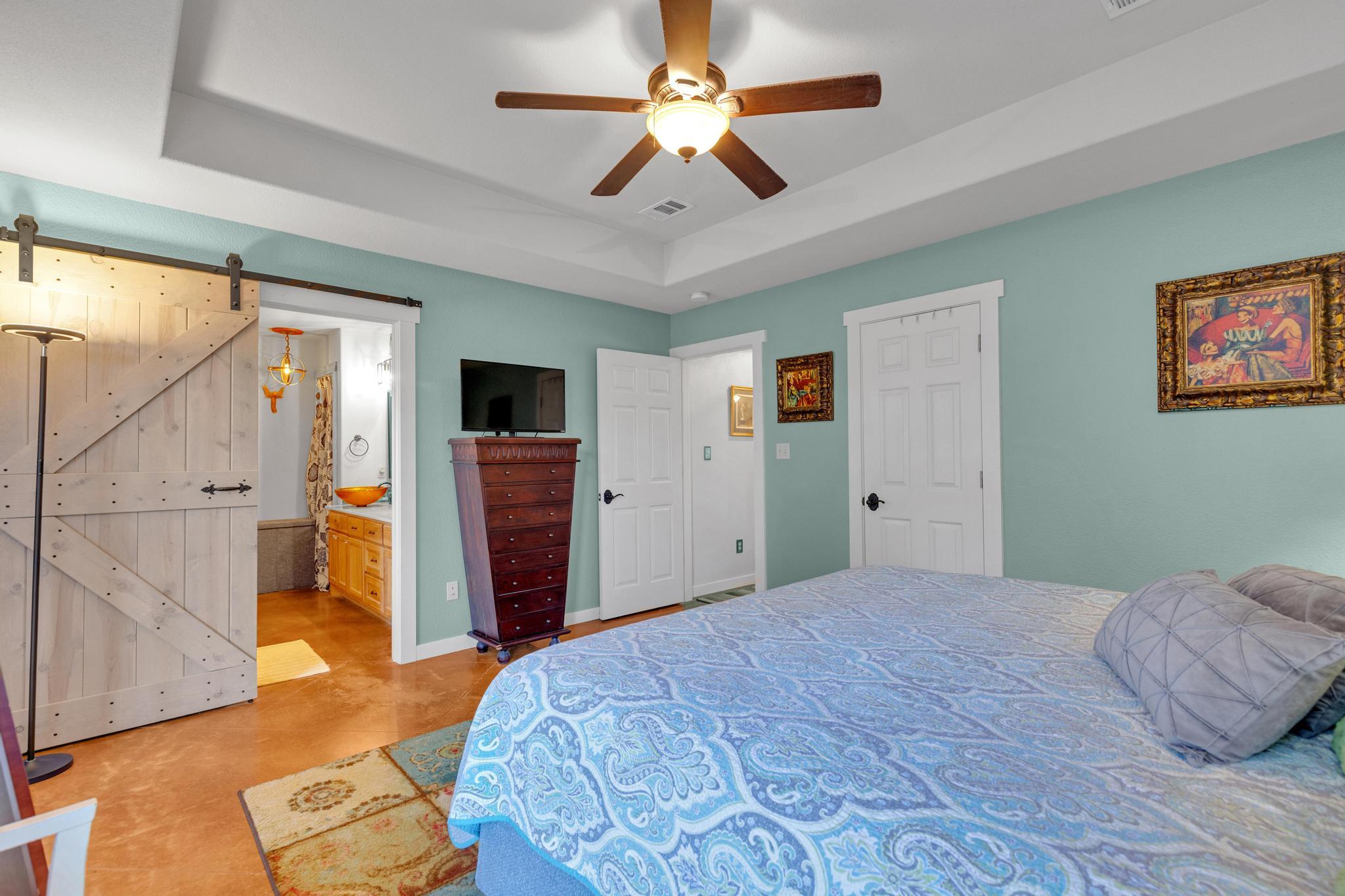 10107 George Hill Dr, Dripping Springs, TX 78620