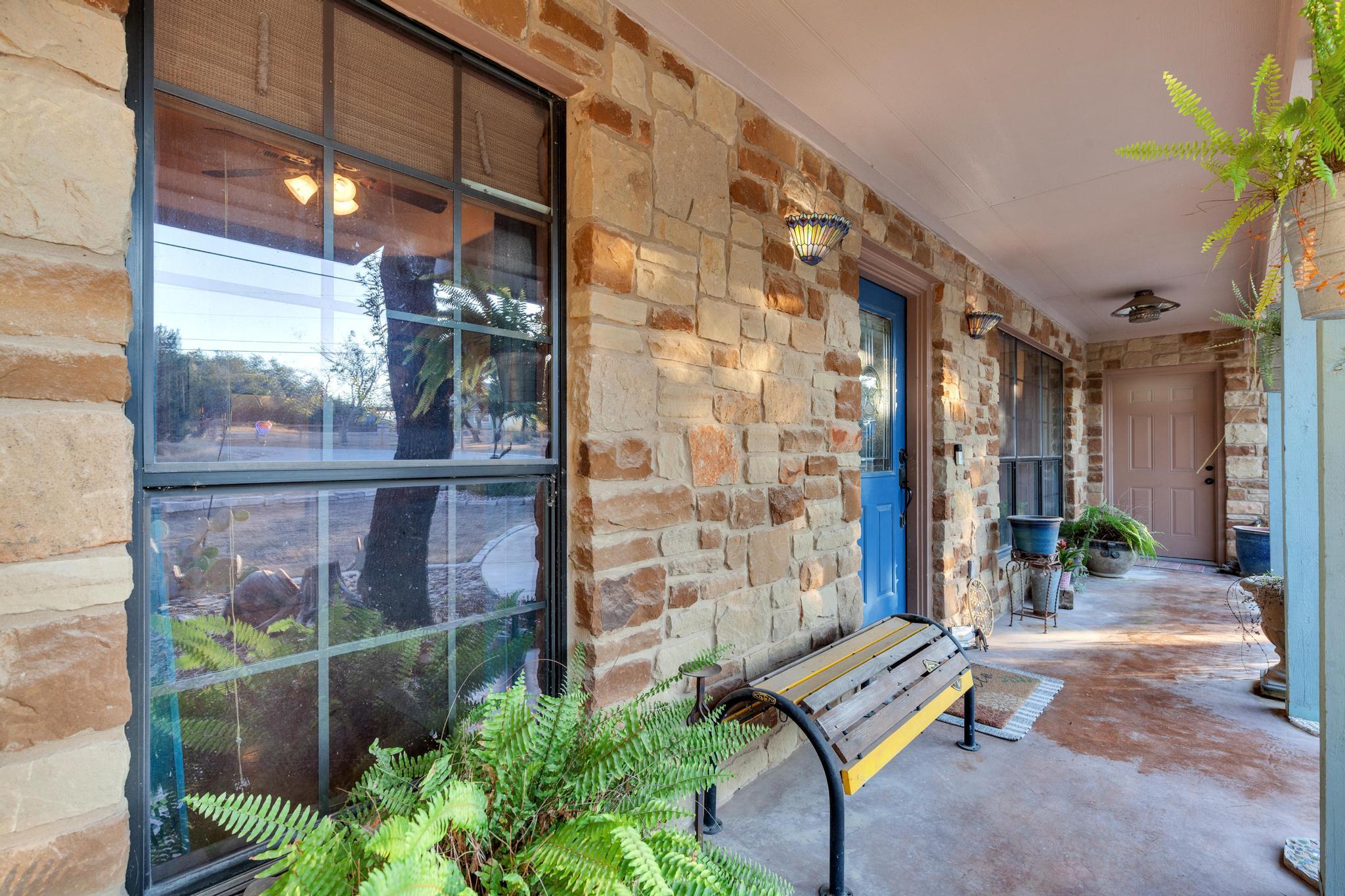 10107 George Hill Dr, Dripping Springs, TX 78620