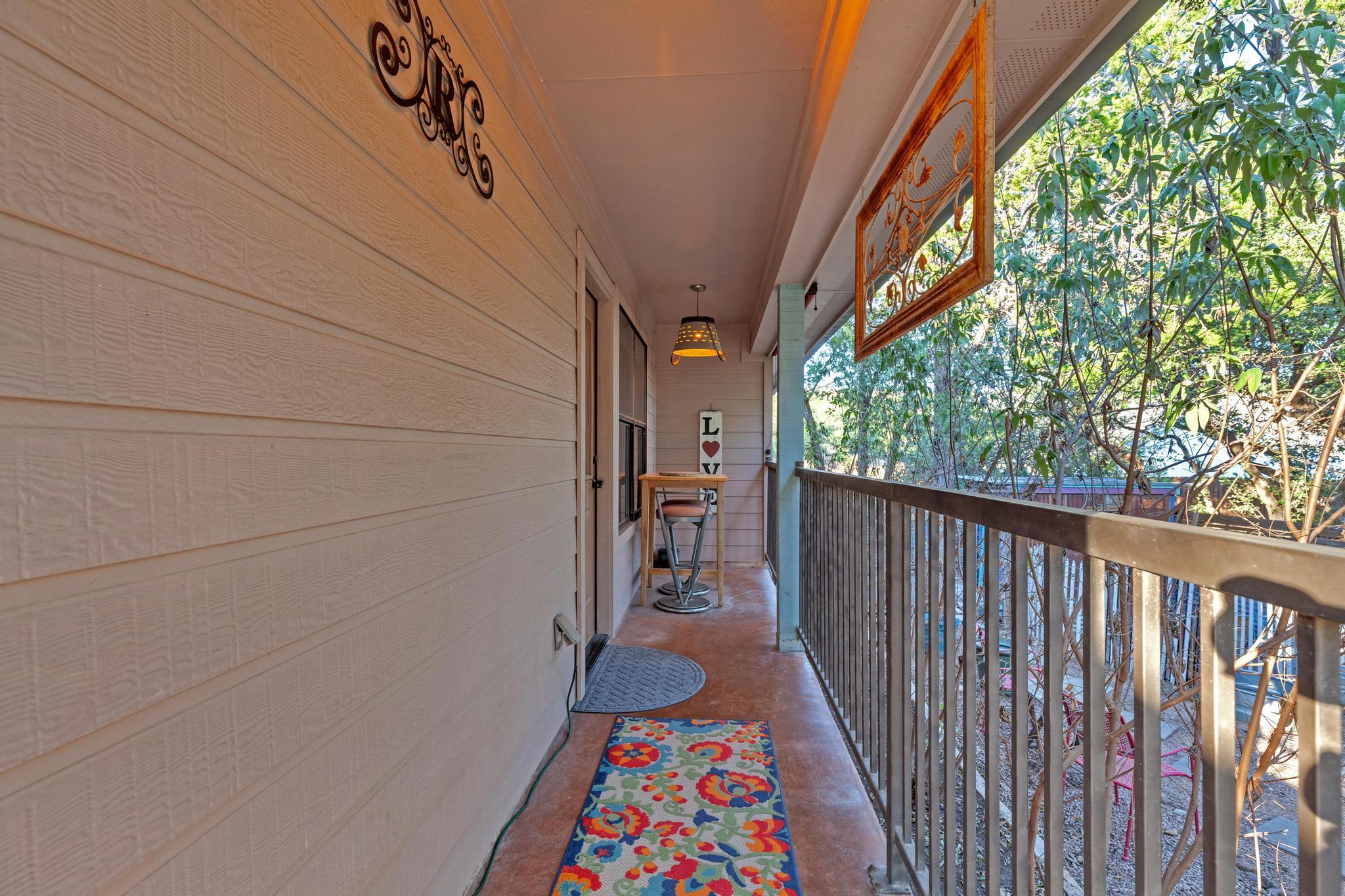 10107 George Hill Dr, Dripping Springs, TX 78620