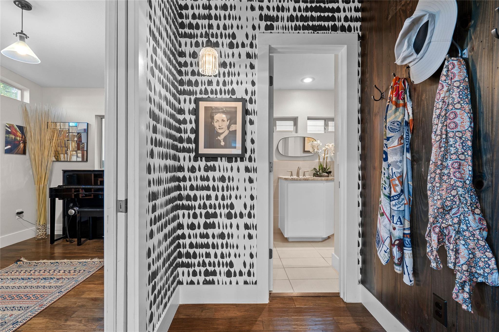 1118 Gillespie Pl, Austin, TX 78704