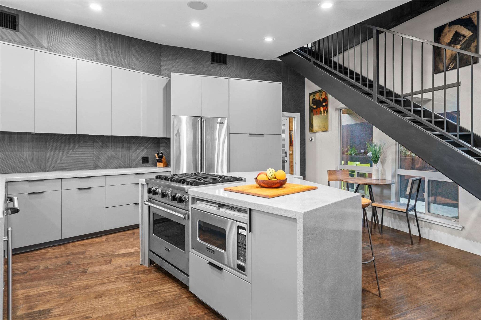 1118 Gillespie Pl, Austin, TX 78704