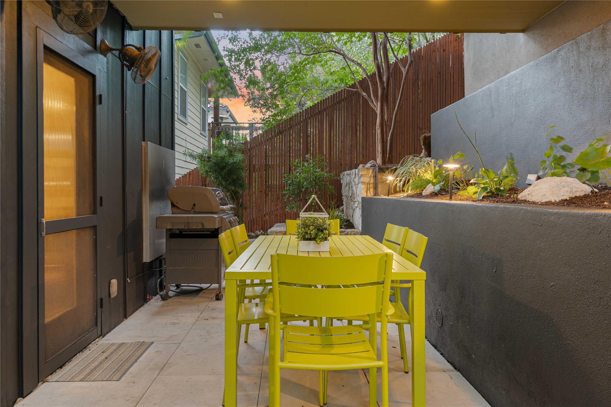 1118 Gillespie Pl, Austin, TX 78704