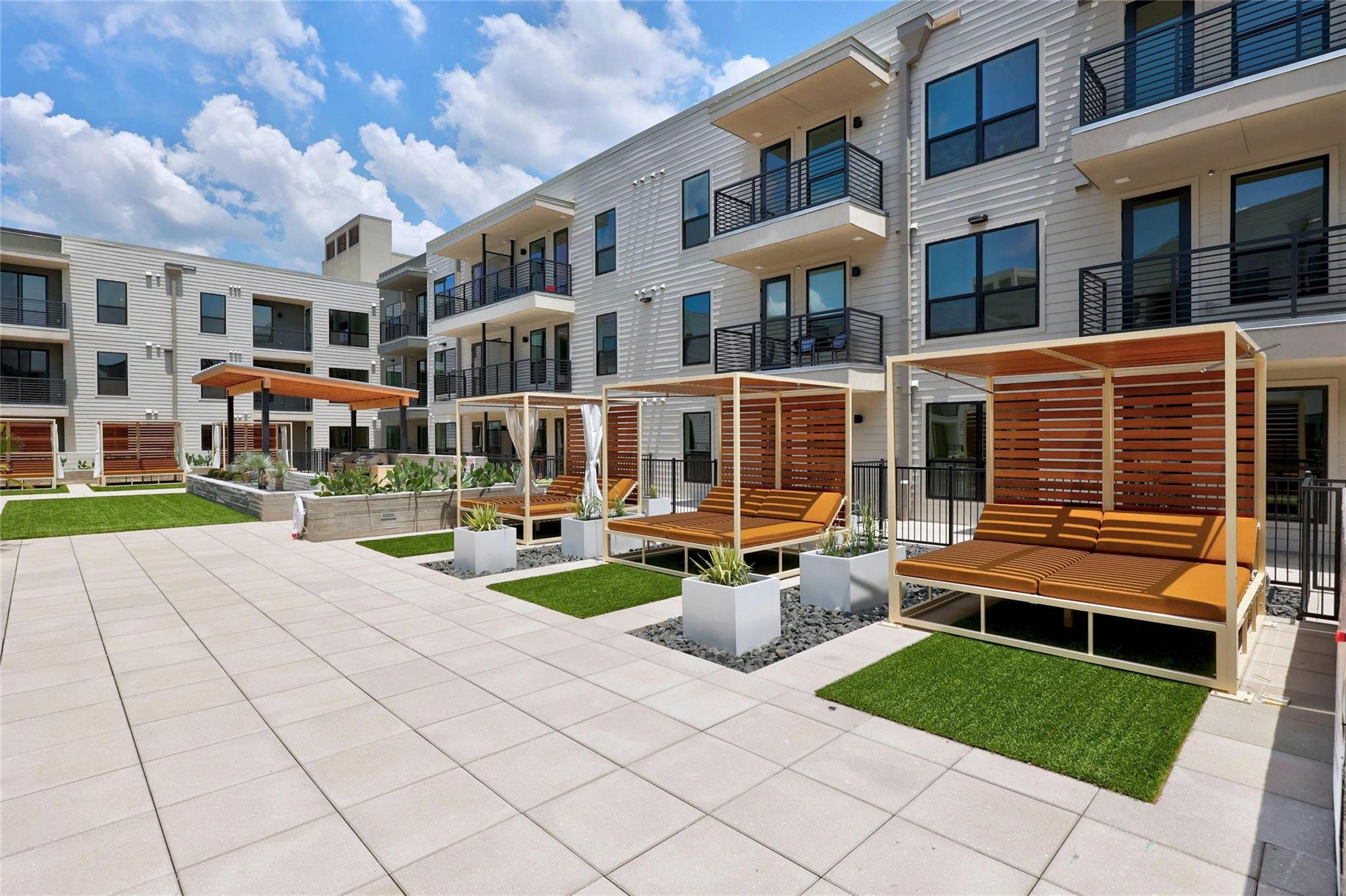 1701 Simond Ave # 328, Austin, TX 78723