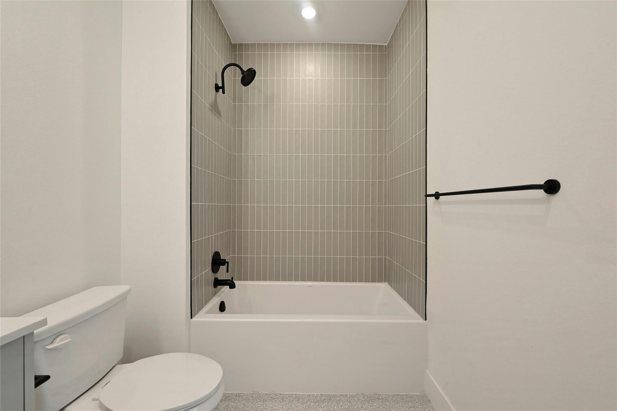 1701 Simond Ave # 328, Austin, TX 78723