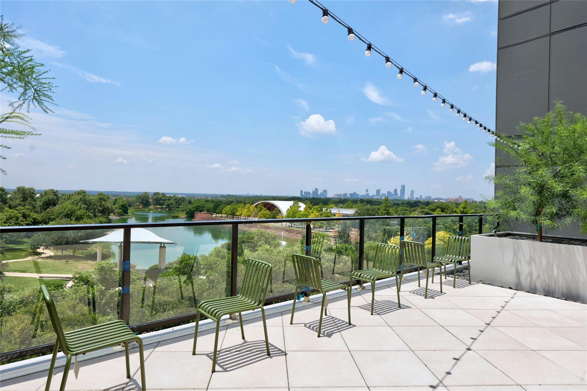 1701 Simond Ave # 328, Austin, TX 78723