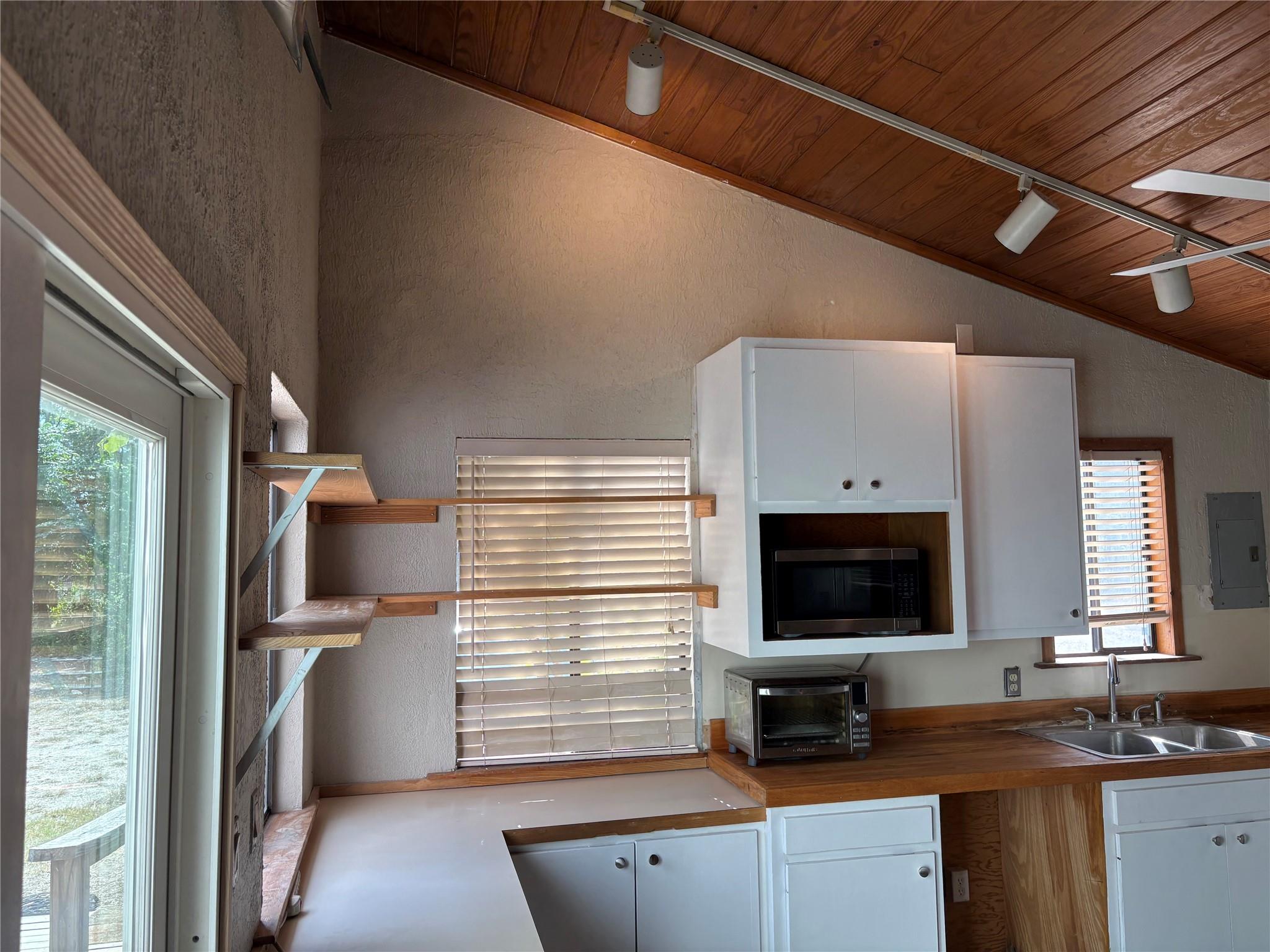 3505 Lone Man Mountain Road Rd, Wimberley, TX 78676