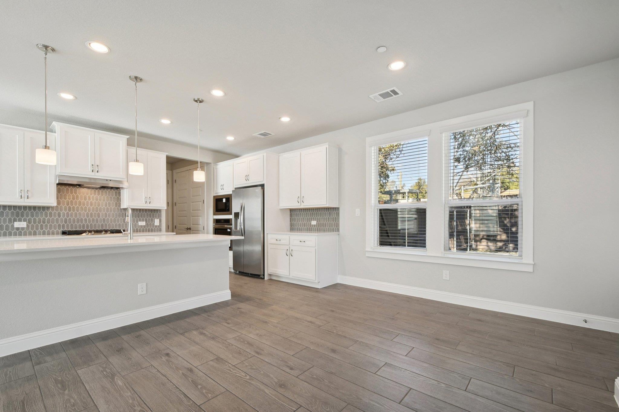 2605 Sam Bass Rd # 111, Round Rock, TX 78681