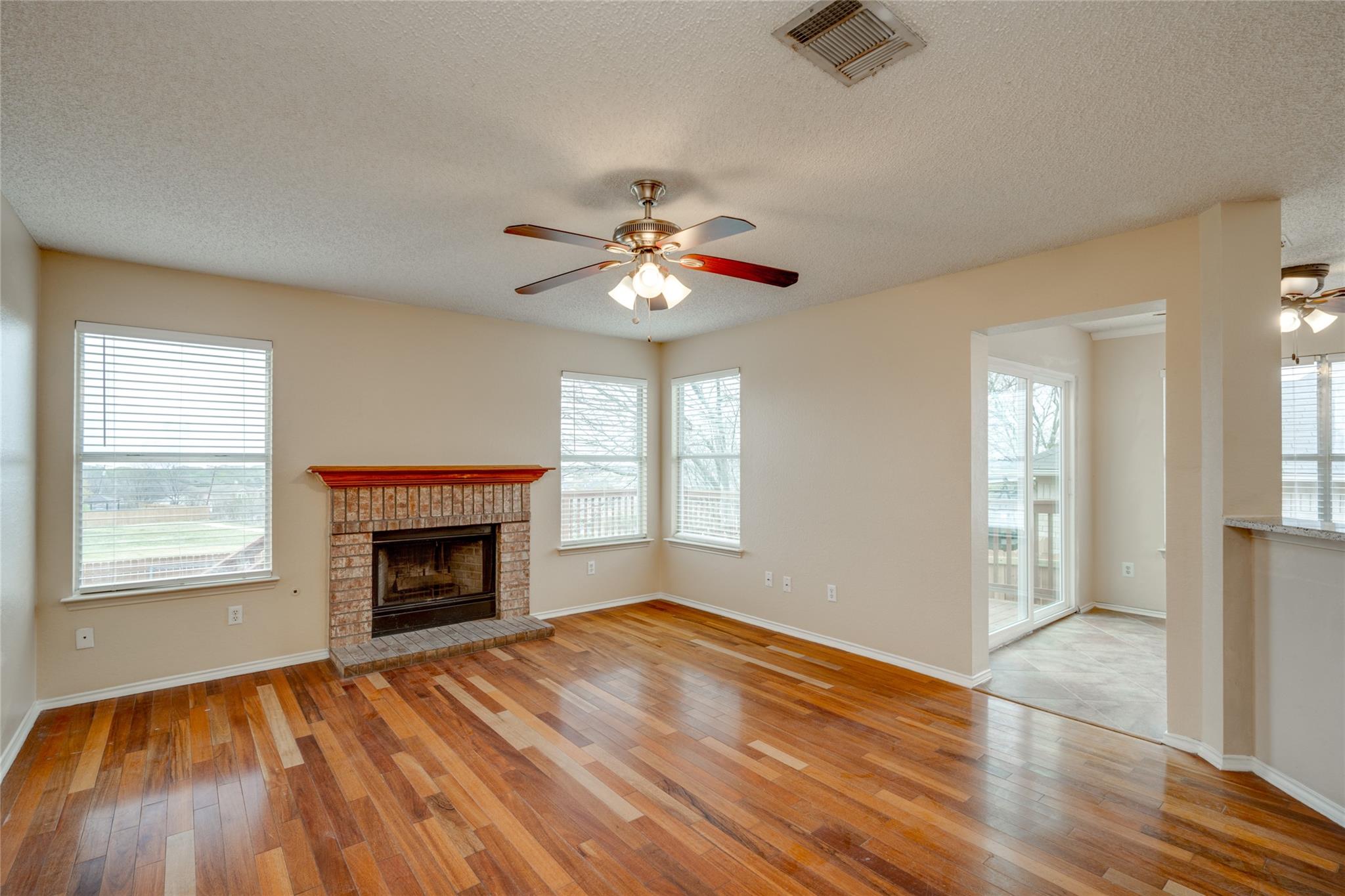 3807 Eagles Nest St, Round Rock, TX 78665