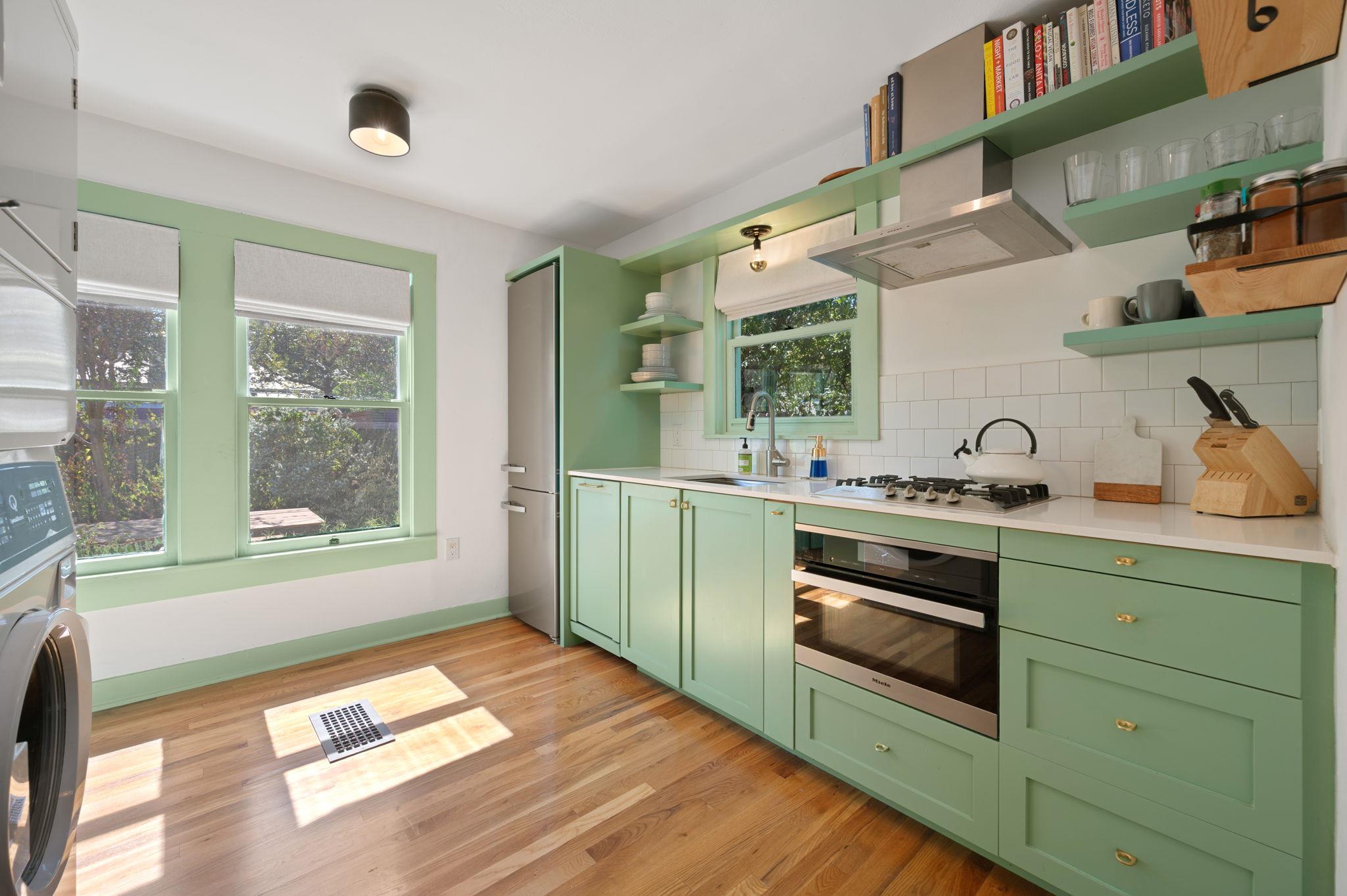 96 Lynn, Austin, TX 78702