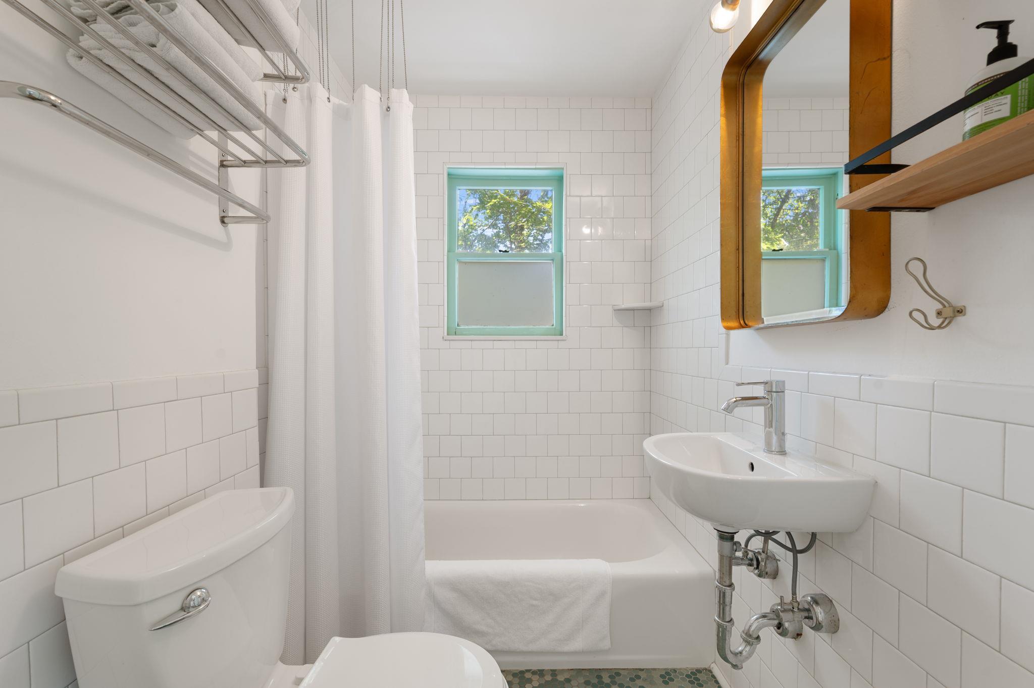 96 Lynn, Austin, TX 78702