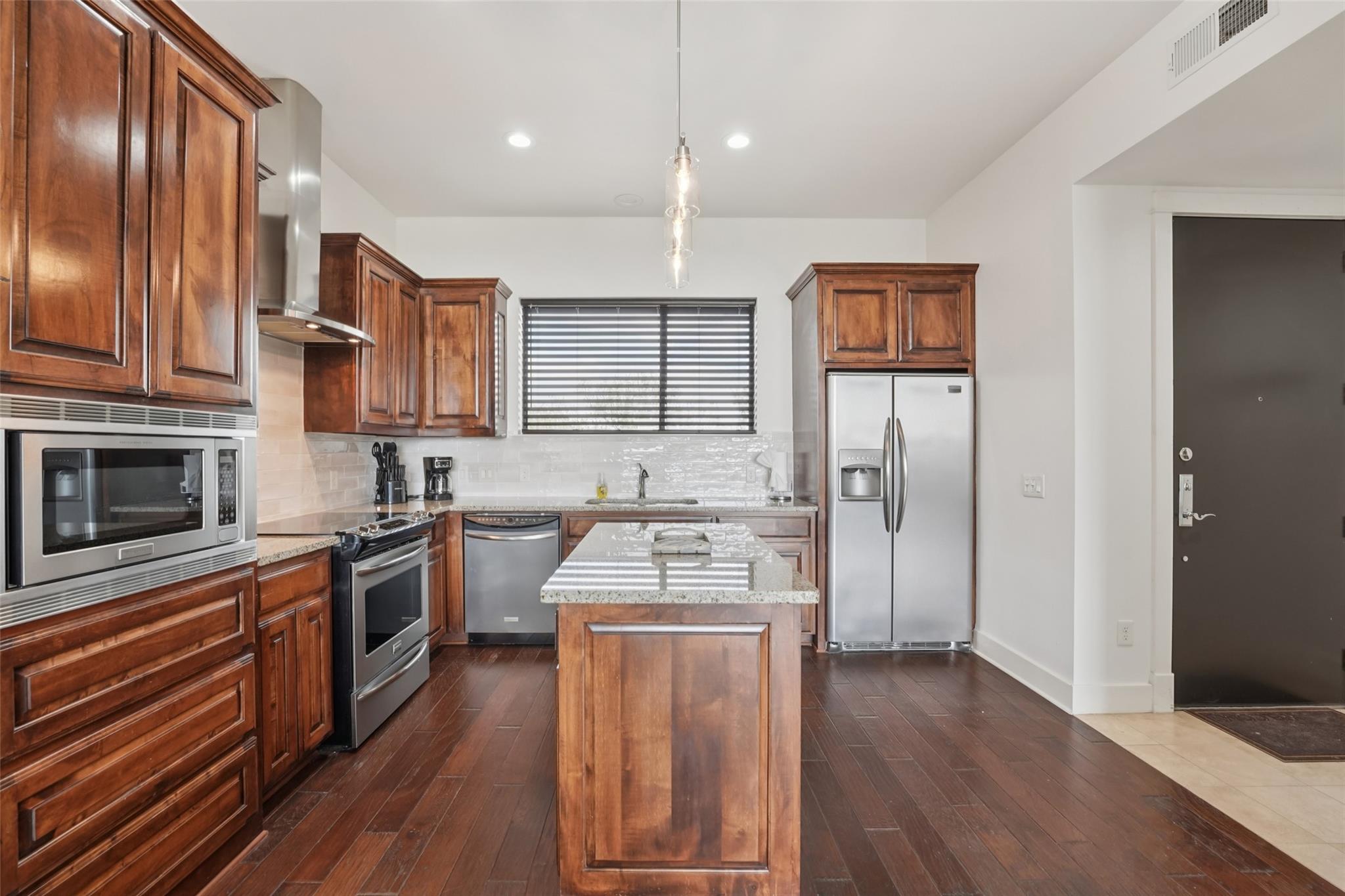 1101 Ivean Pearson Rd # E203, Lago Vista, TX 78645