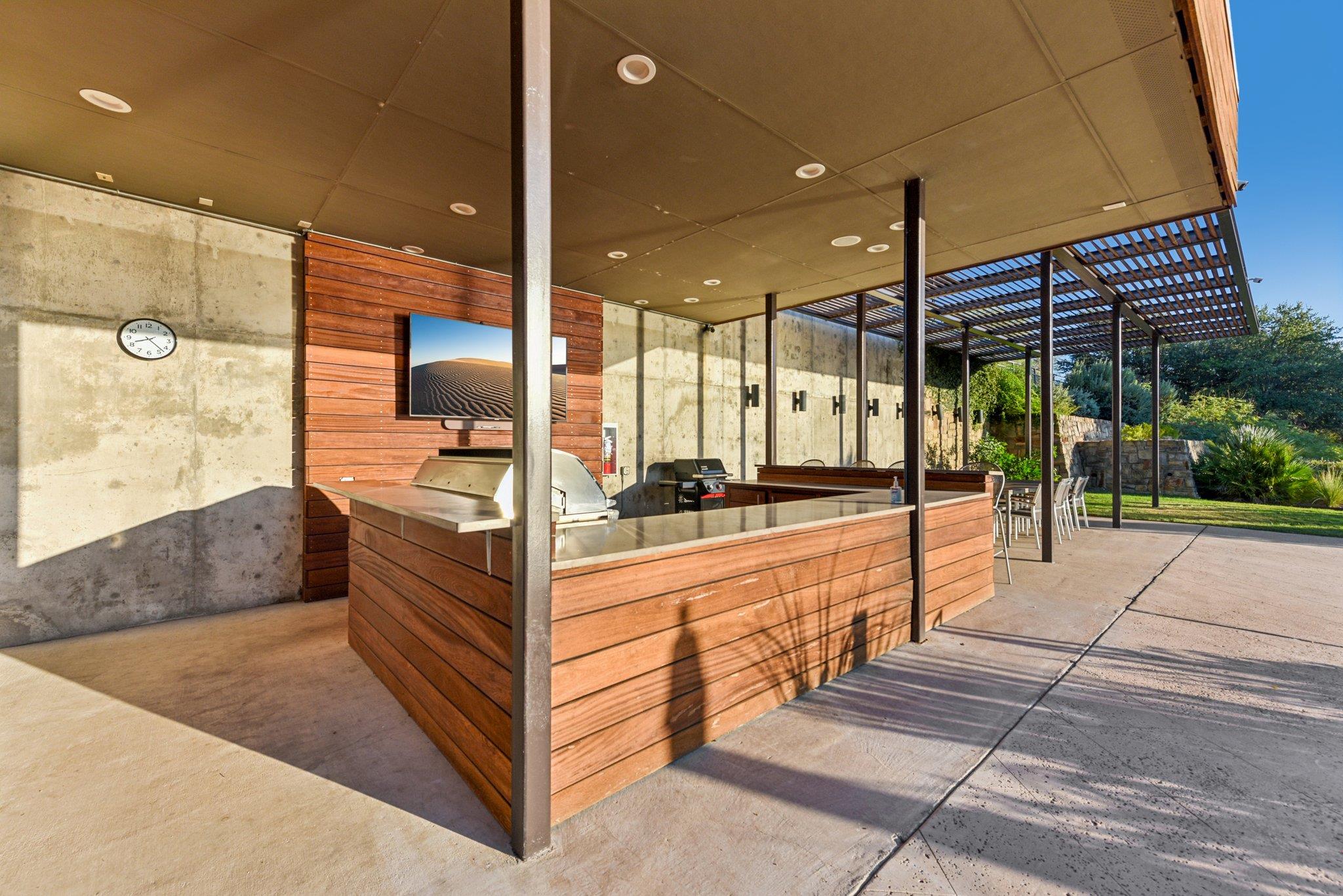 1101 Ivean Pearson Rd # E203, Lago Vista, TX 78645