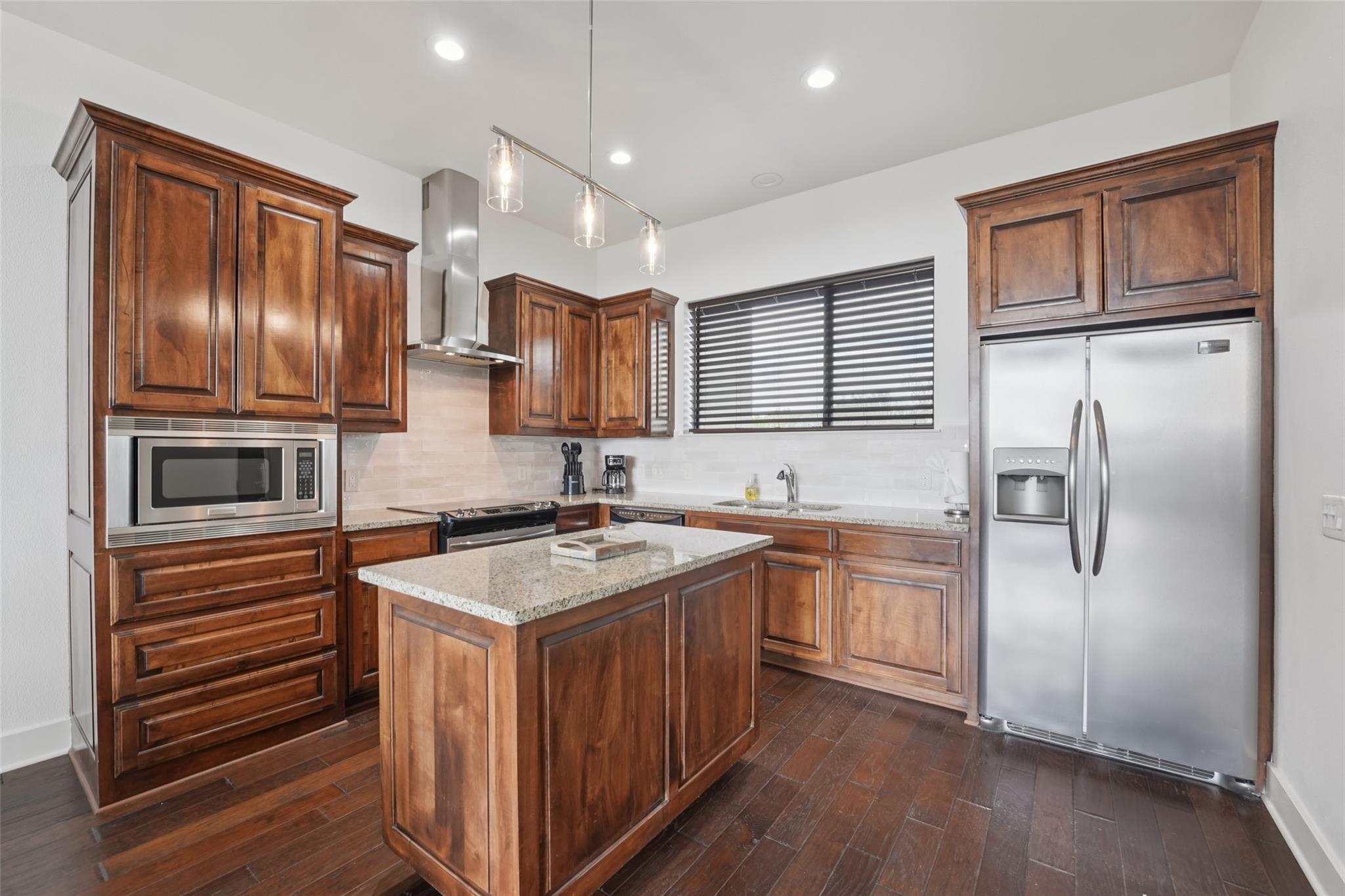 1101 Ivean Pearson Rd # E203, Lago Vista, TX 78645