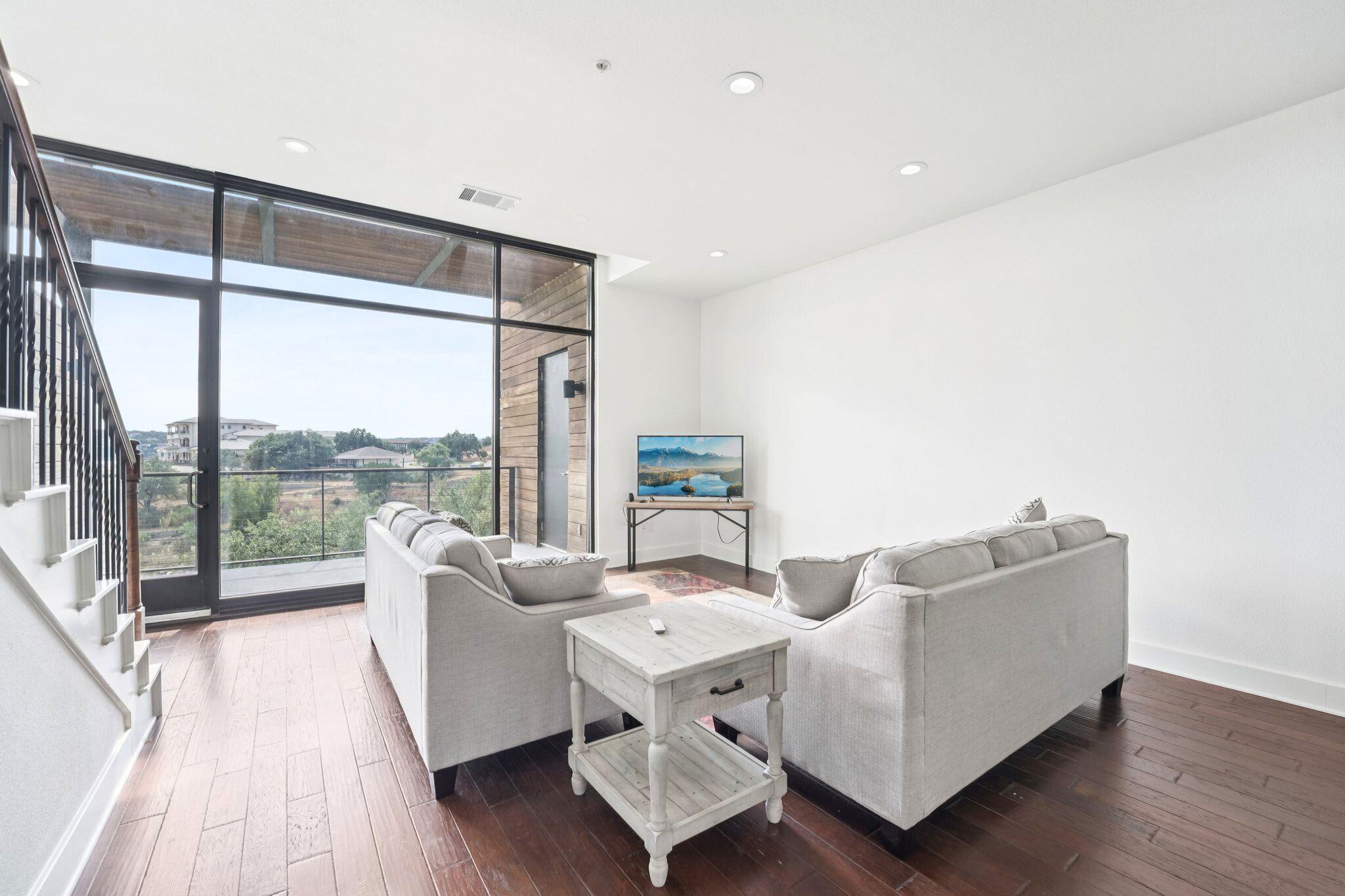 1101 Ivean Pearson Rd # E203, Lago Vista, TX 78645