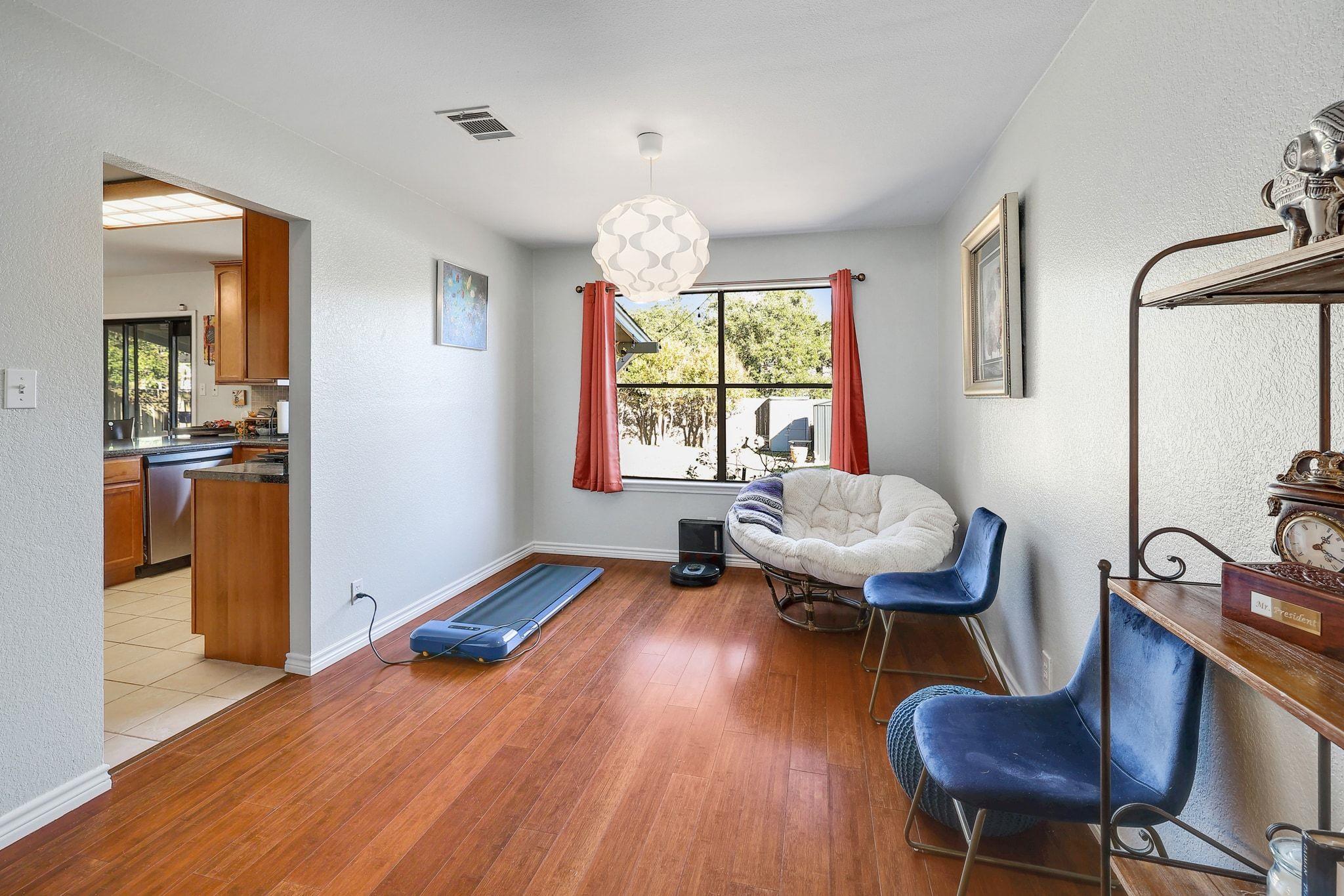 9006 Frostwood Trl, Austin, TX 78729