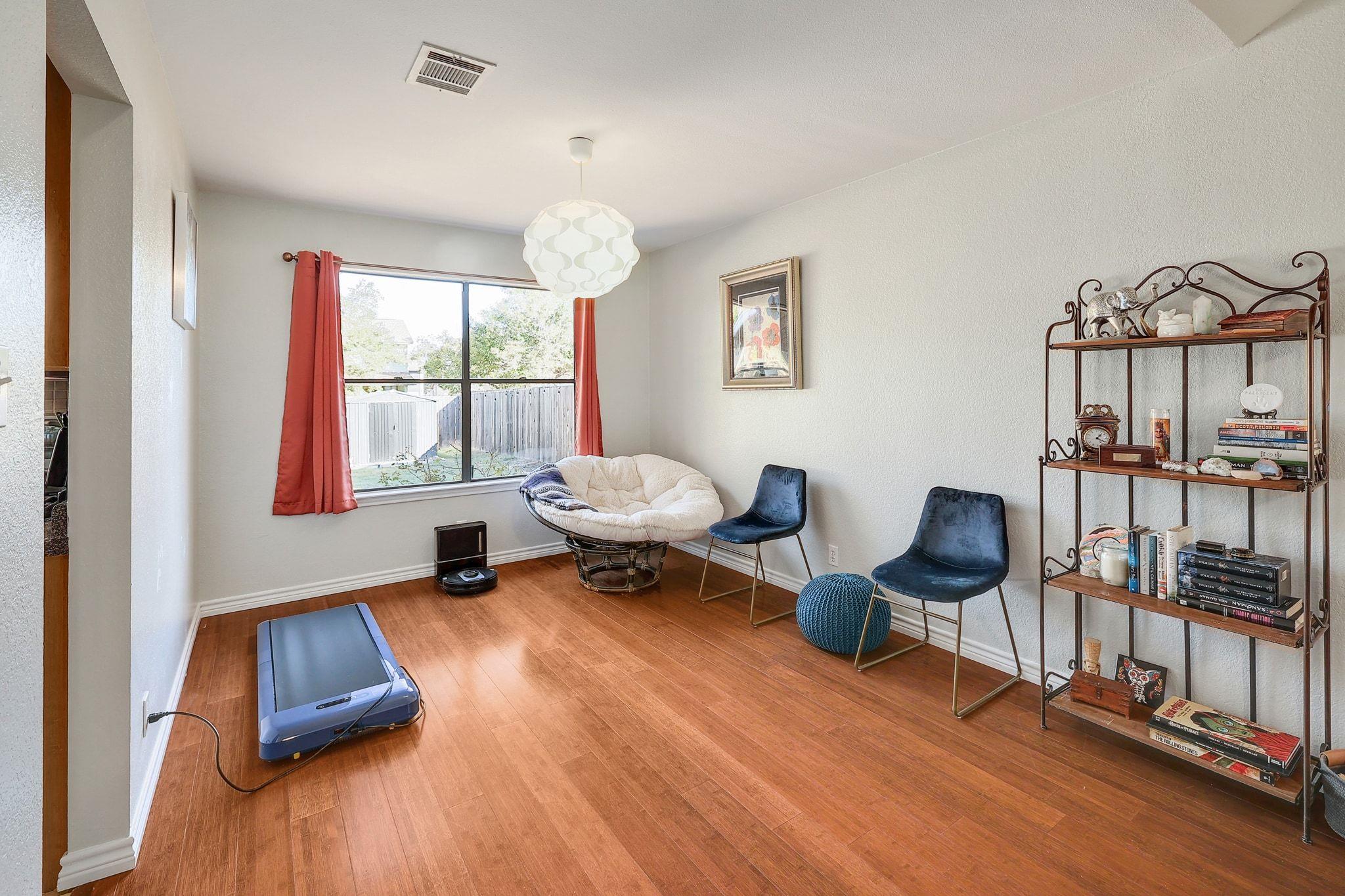 9006 Frostwood Trl, Austin, TX 78729