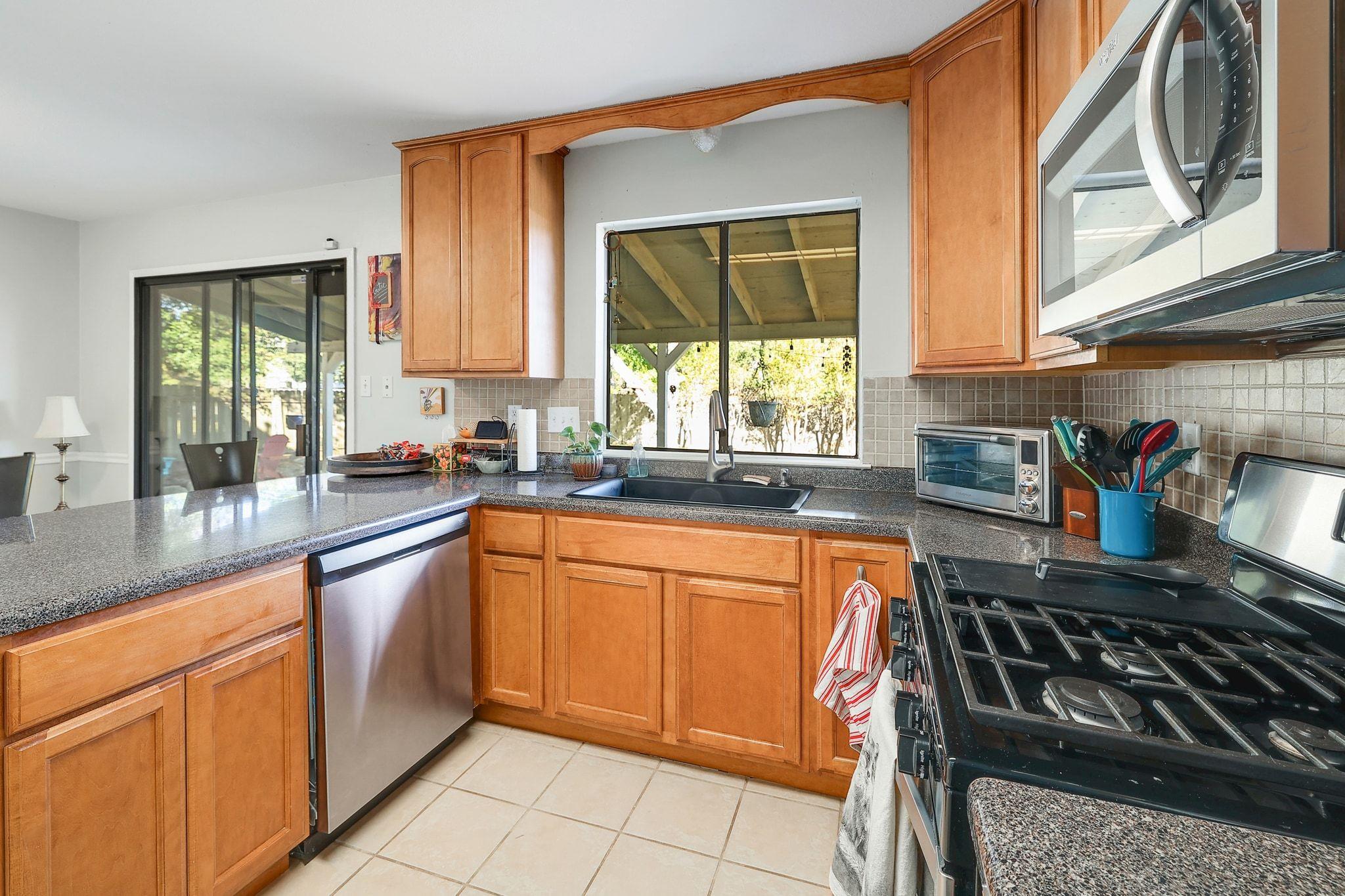 9006 Frostwood Trl, Austin, TX 78729