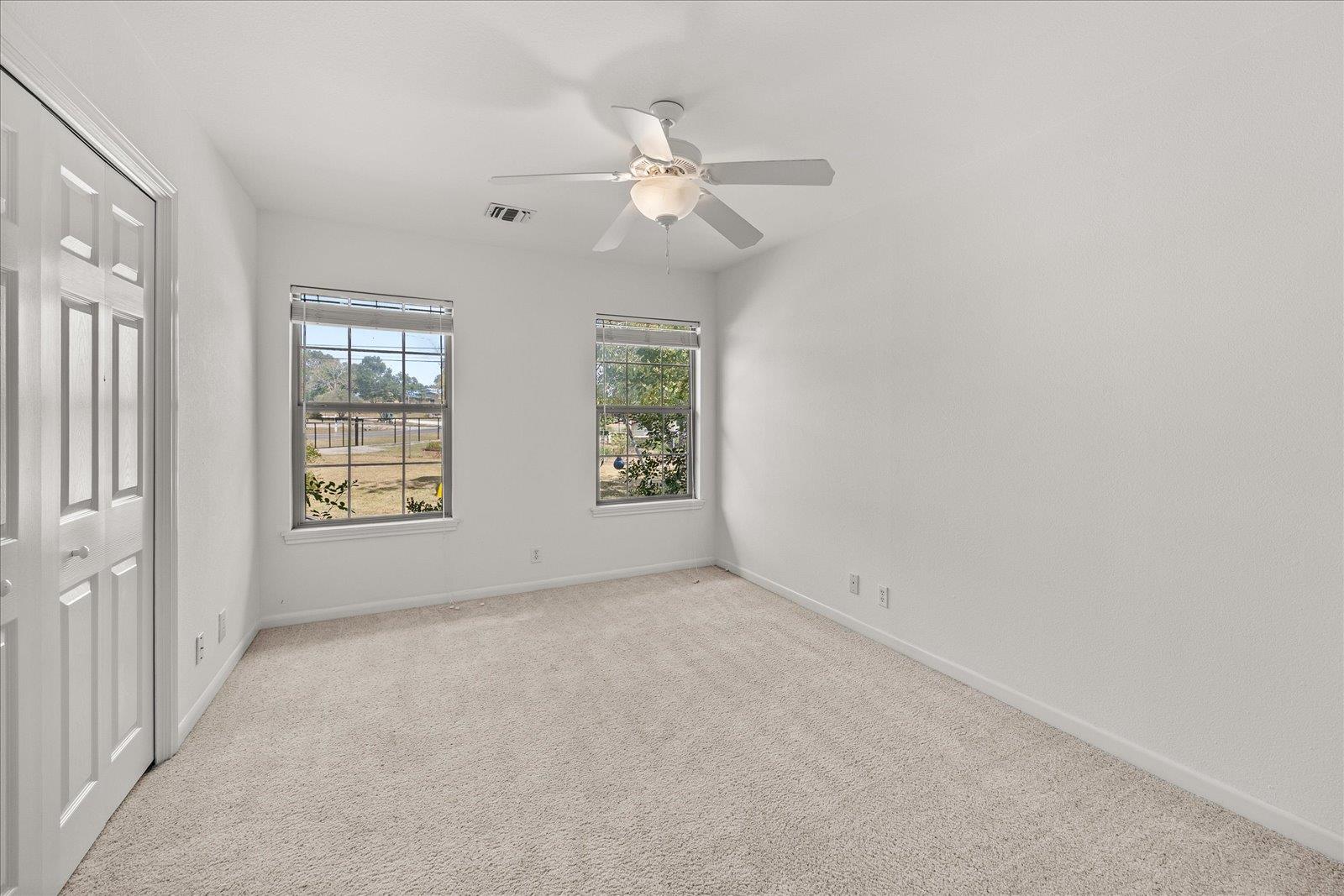 711 N Creek Rd, Comfort, TX 78013