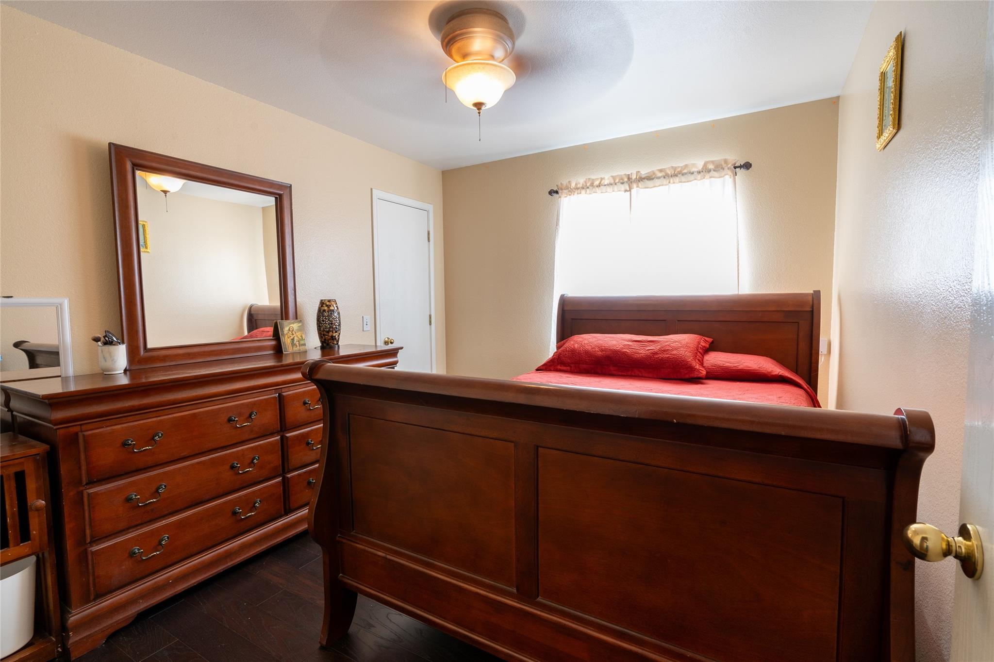 127 Meadow Way, Cedar Creek, TX 78612