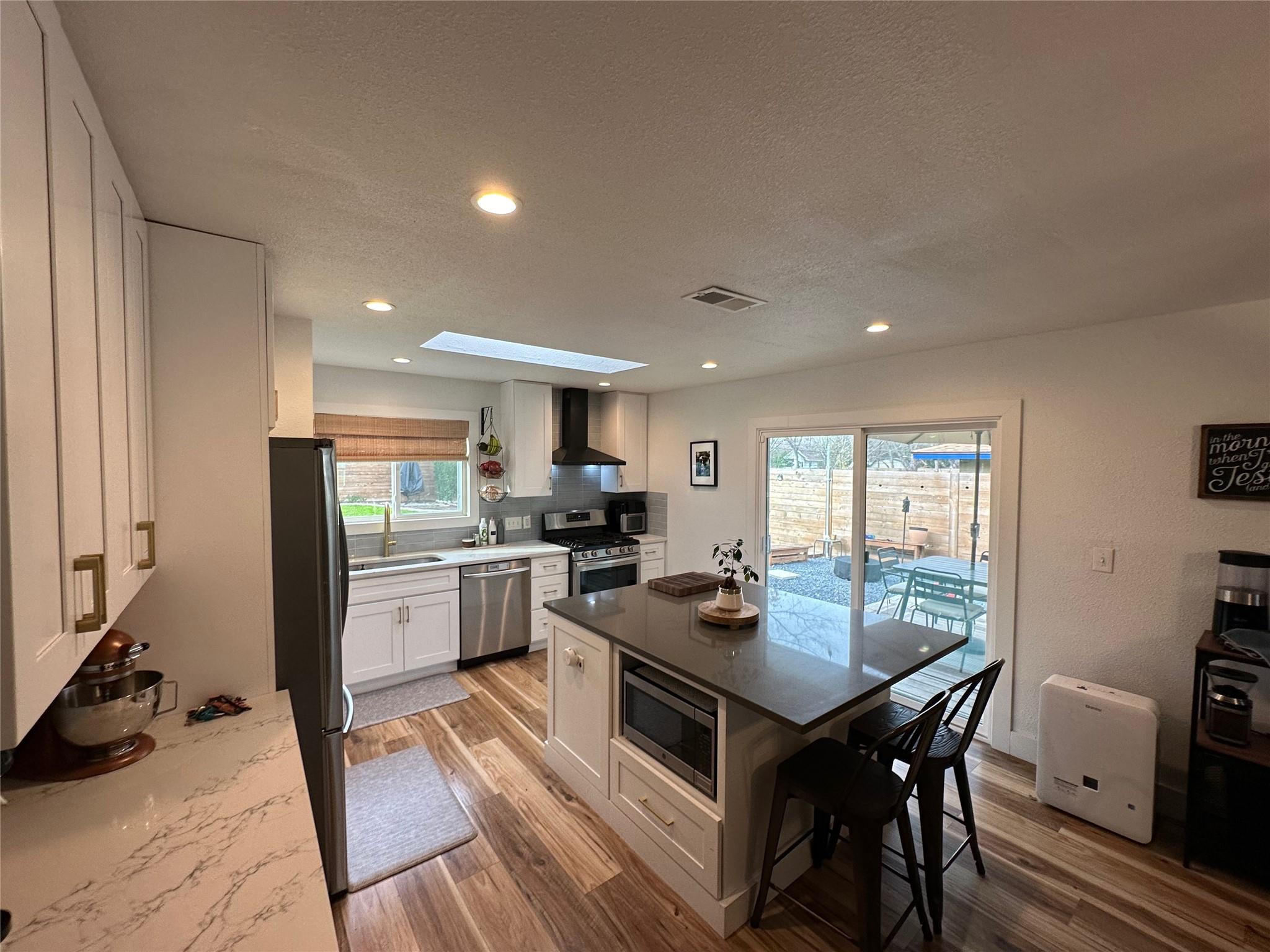 5102 Greenheart Dr, Austin, TX 78745