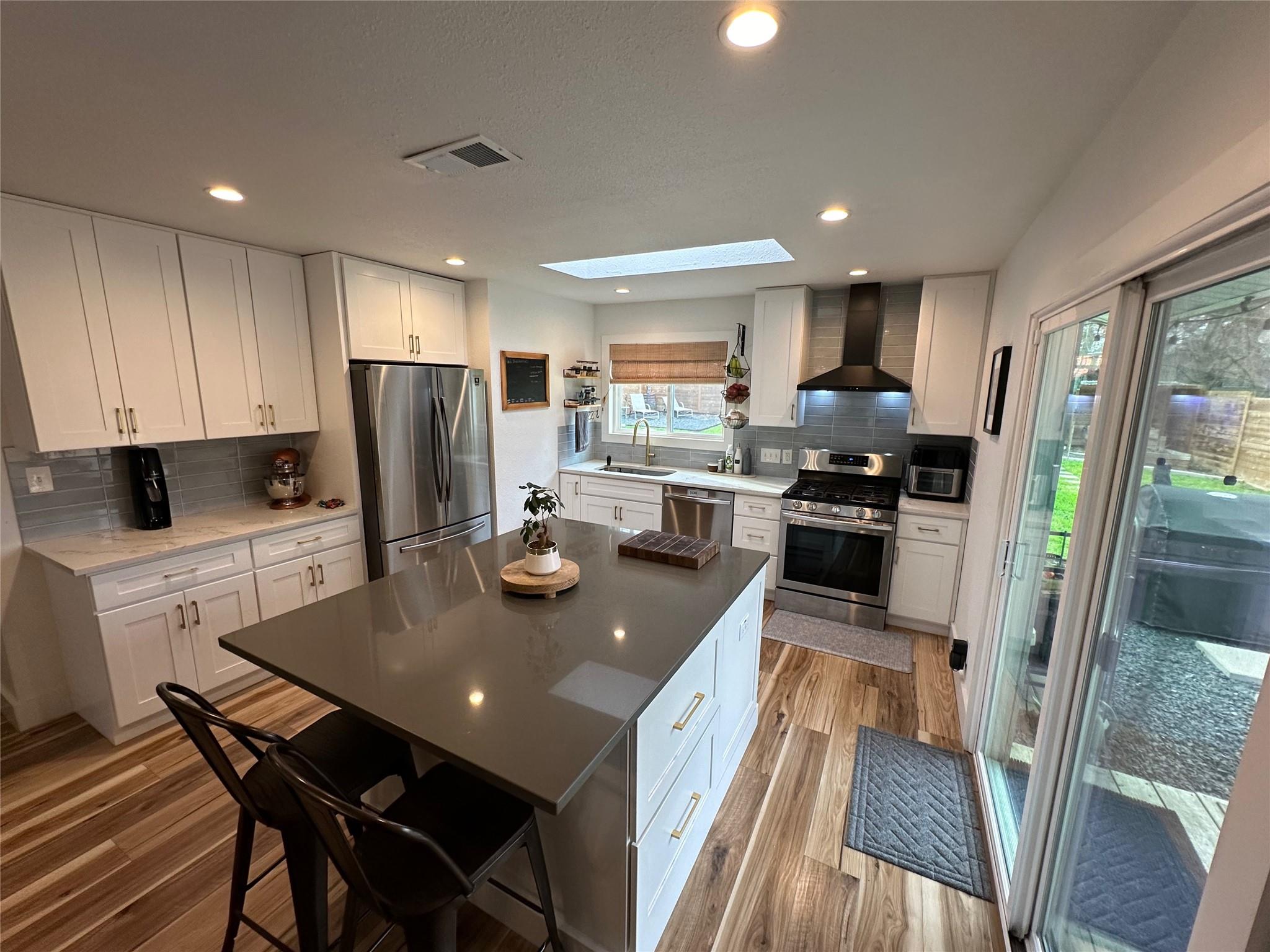 5102 Greenheart Dr, Austin, TX 78745