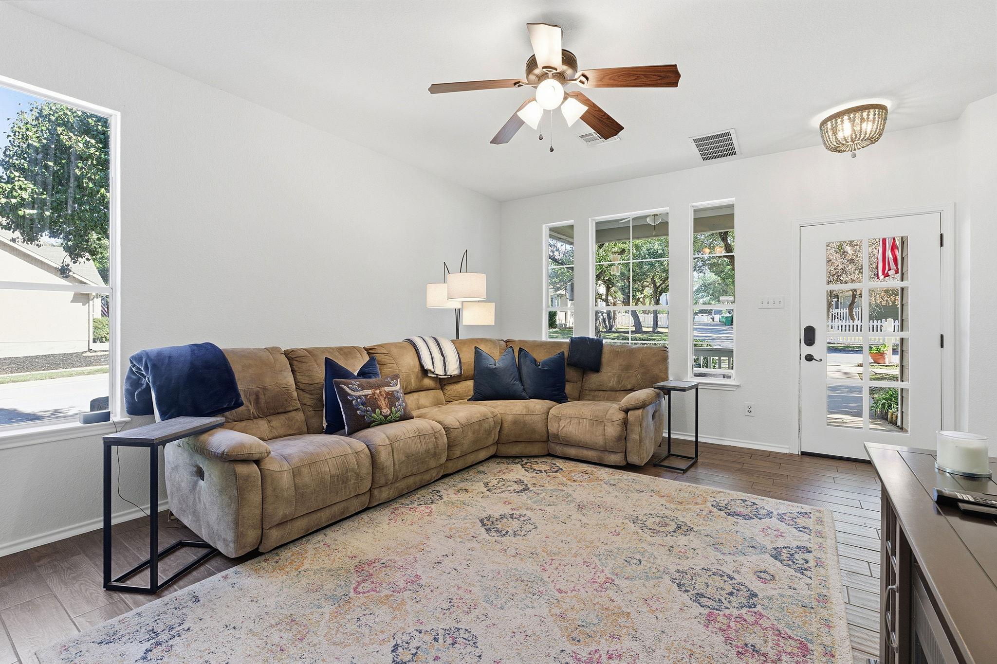 1119 Rawhide Trl, Cedar Park, TX 78613