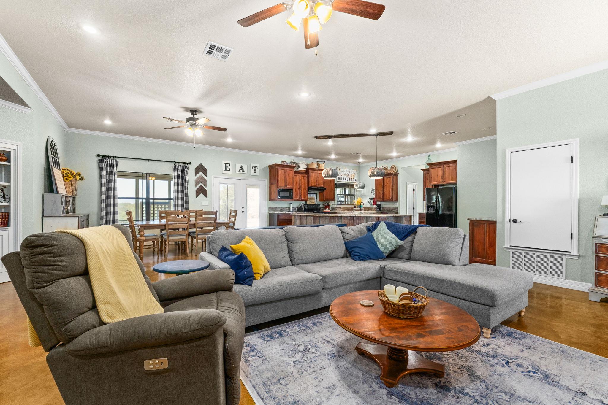 1597 County Road 176, Gatesville, TX 76528