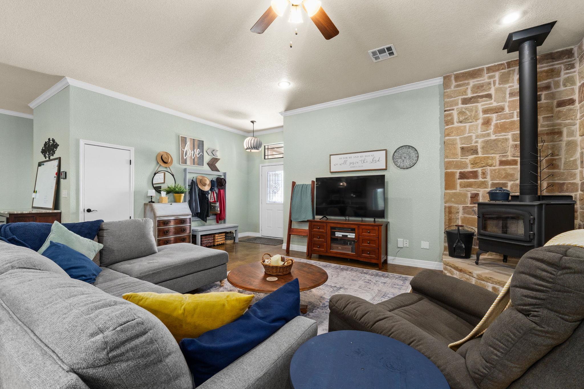 1597 County Road 176, Gatesville, TX 76528