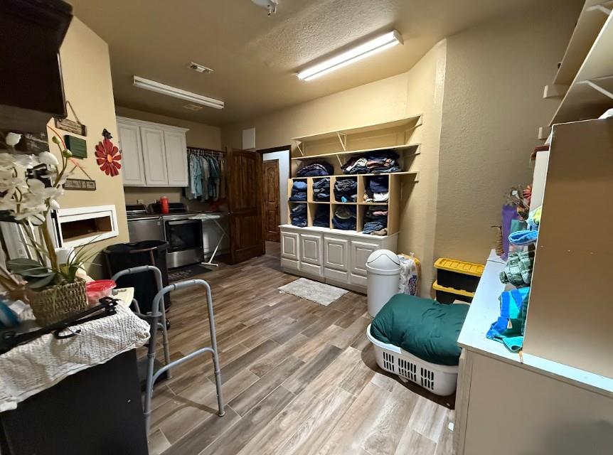 617 State Highway 123 N, Stockdale, TX 78160