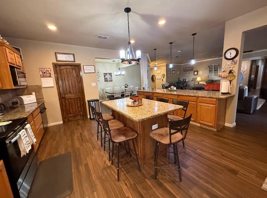 617 State Highway 123 N, Stockdale, TX 78160